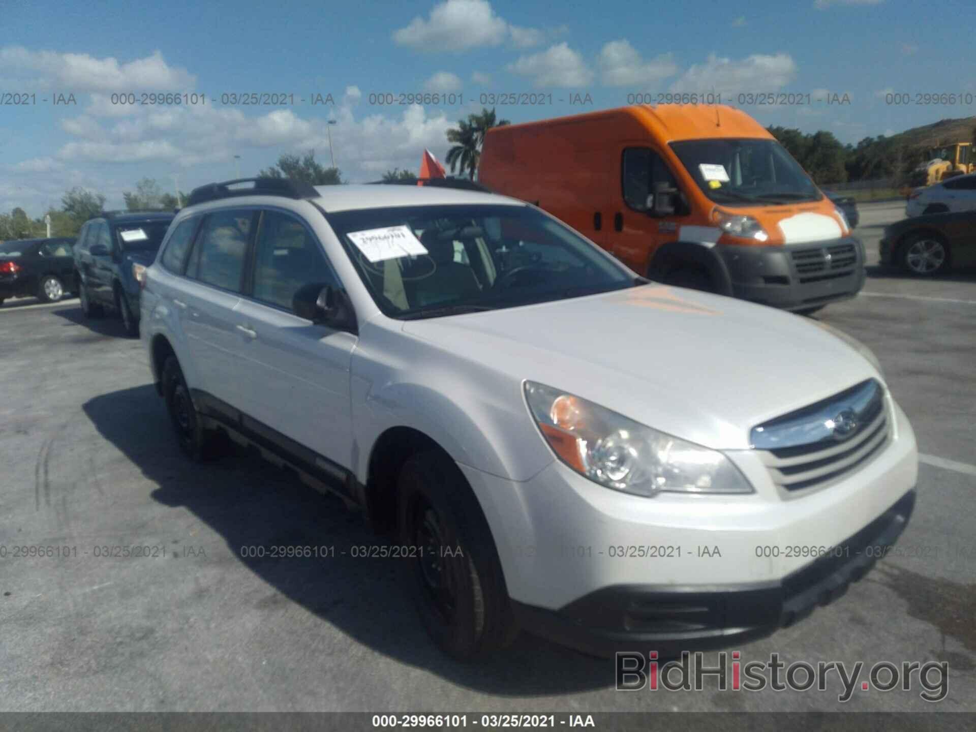 Photo 4S4BRBAC6B1426108 - SUBARU OUTBACK 2011