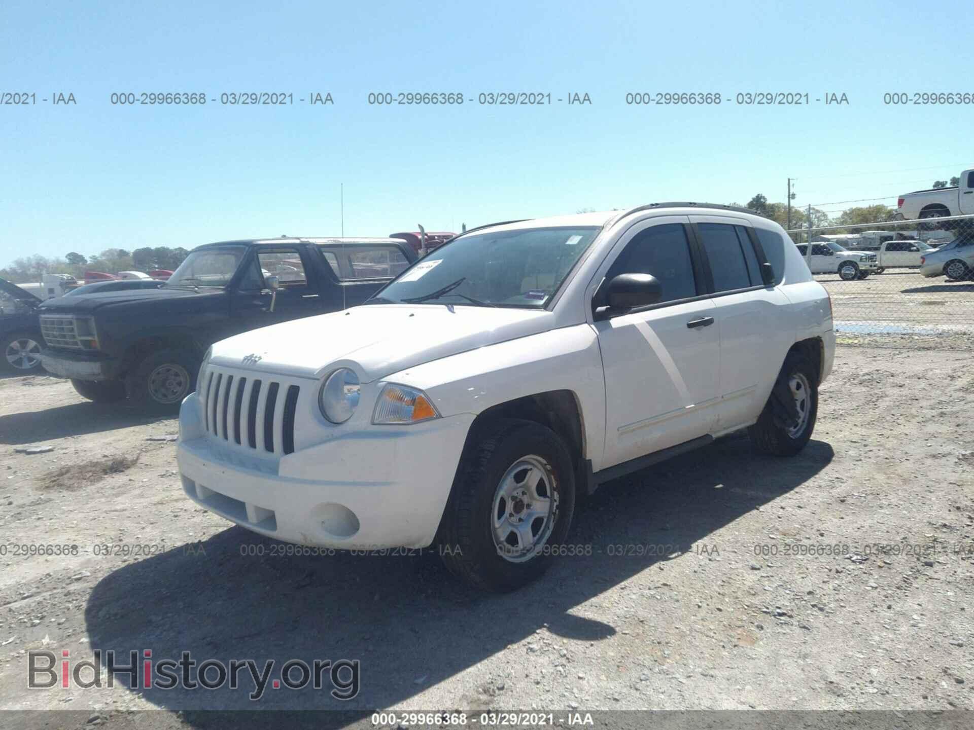 2009 JEEP COMPASS - VIN: 1J4FF47B99D205985 - Фото 2