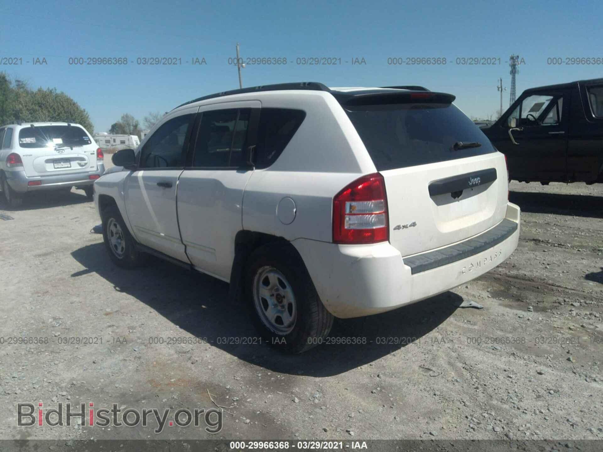 2009 JEEP COMPASS - VIN: 1J4FF47B99D205985 - Фото 3