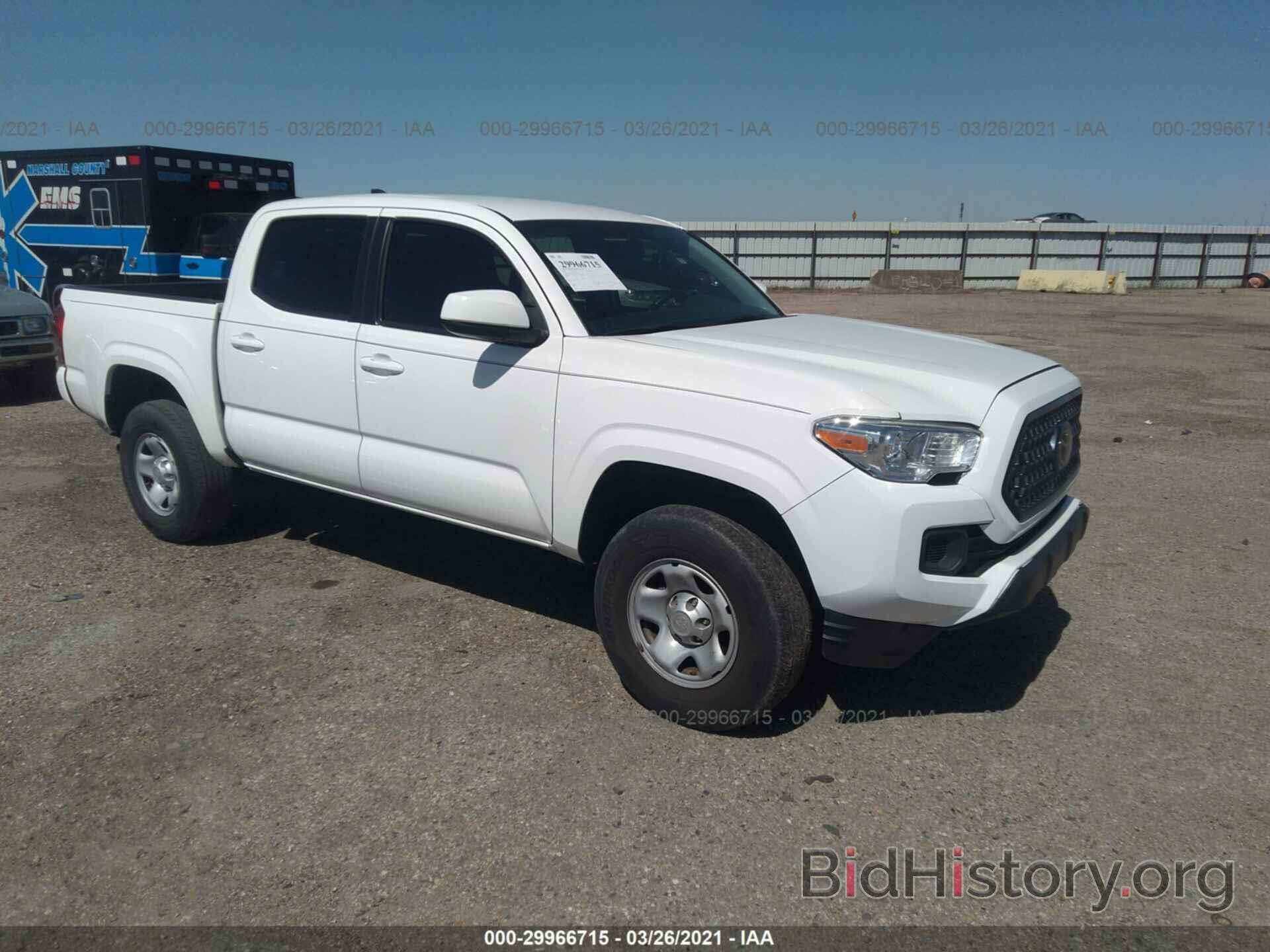 Photo 5TFAX5GN1HX094696 - TOYOTA TACOMA 2017