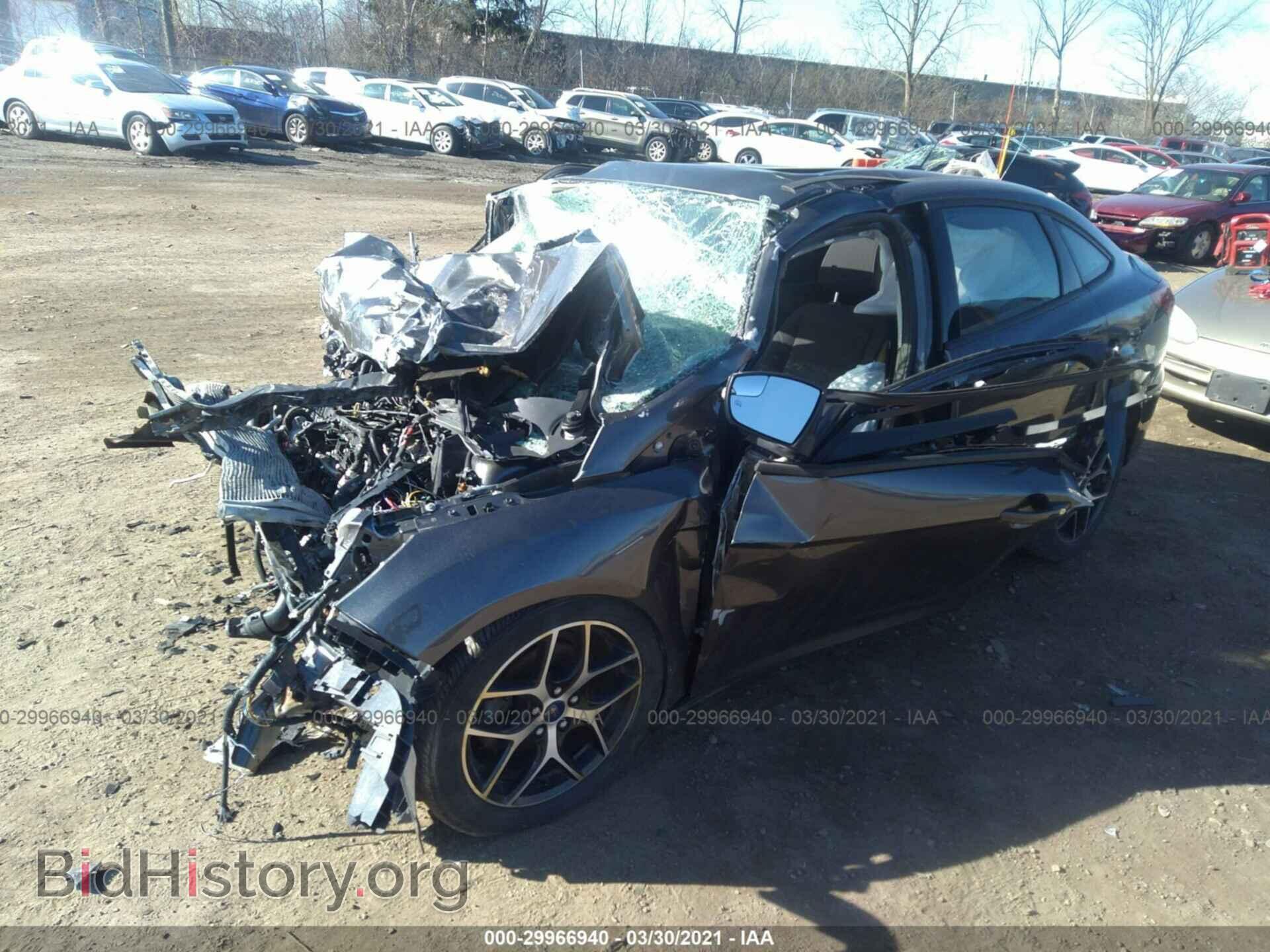 2018 FORD FOCUS - VIN: 1FADP3H22JL239351 - Фото 2