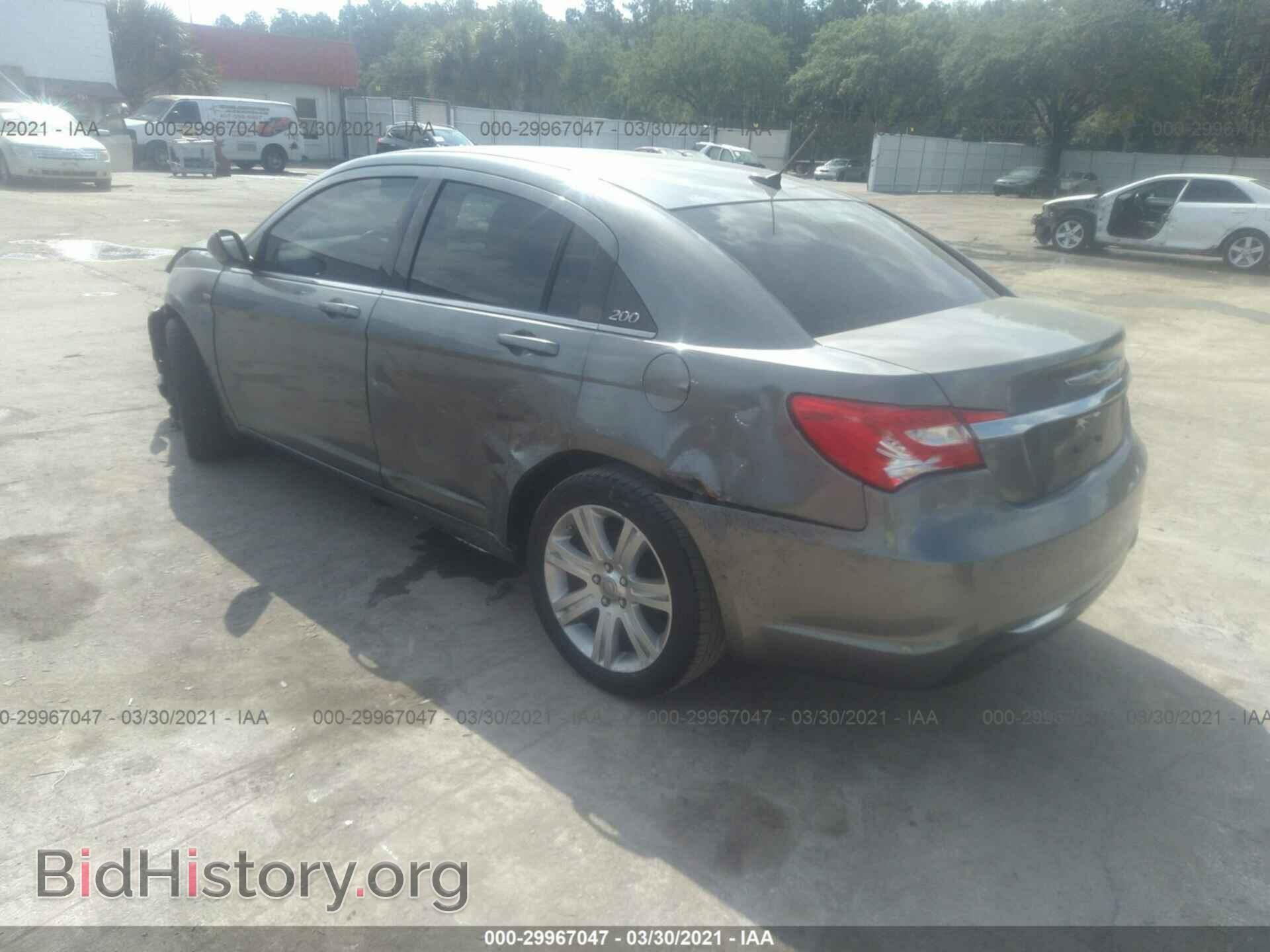 2011 CHRYSLER 200 - VIN: 1C3BC1FB2BN613889 - Фото 3