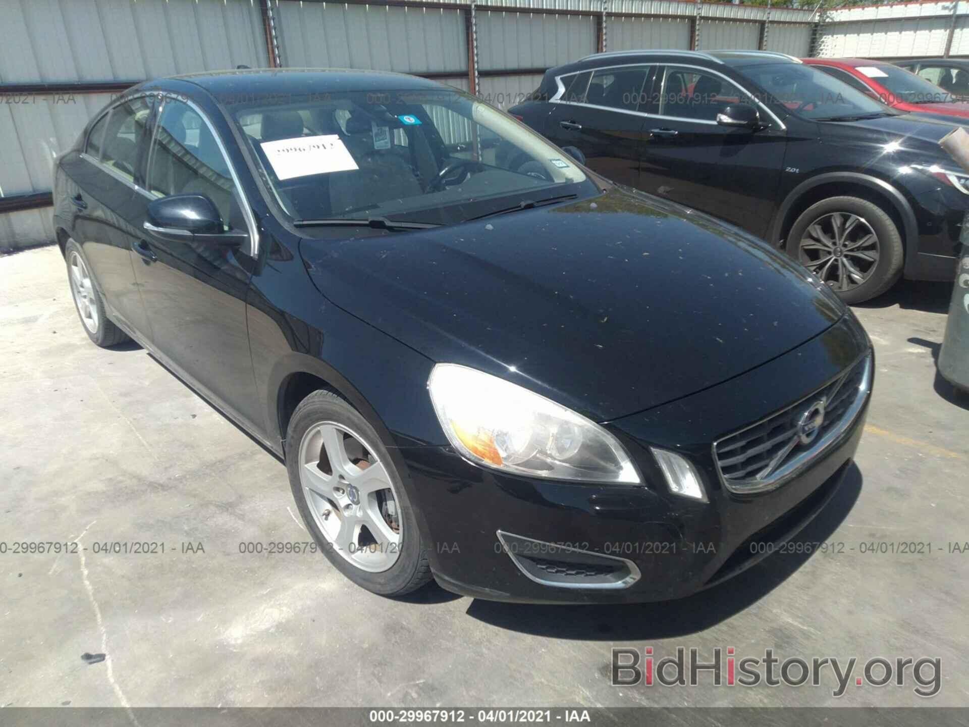 Photo YV1622FS8C2111052 - VOLVO S60 2012