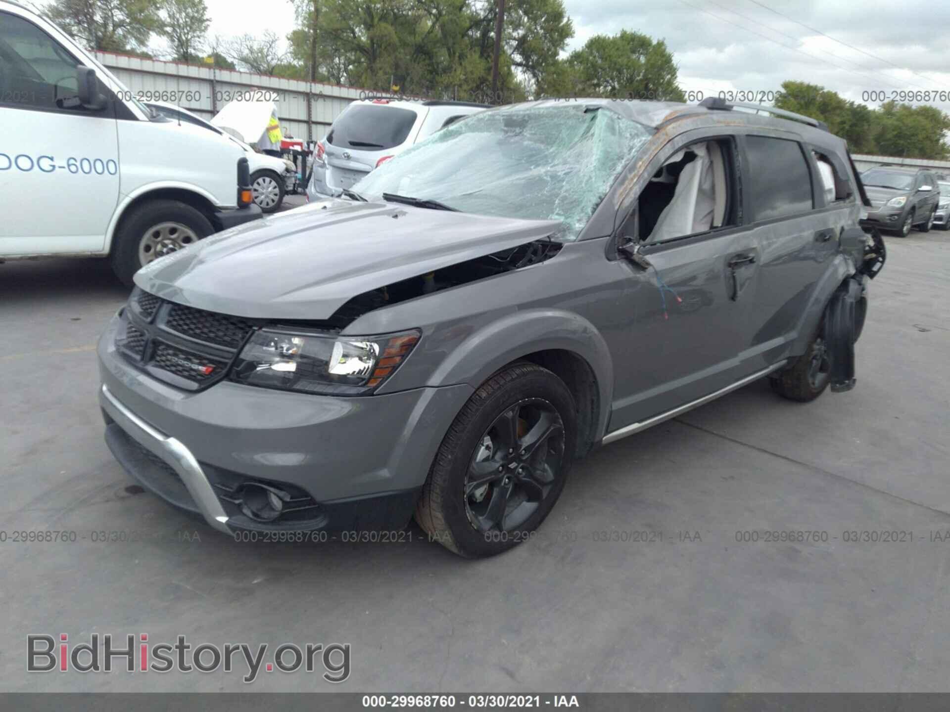 2020 DODGE JOURNEY - VIN: 3C4PDCGB8LT264103 - Фото 2