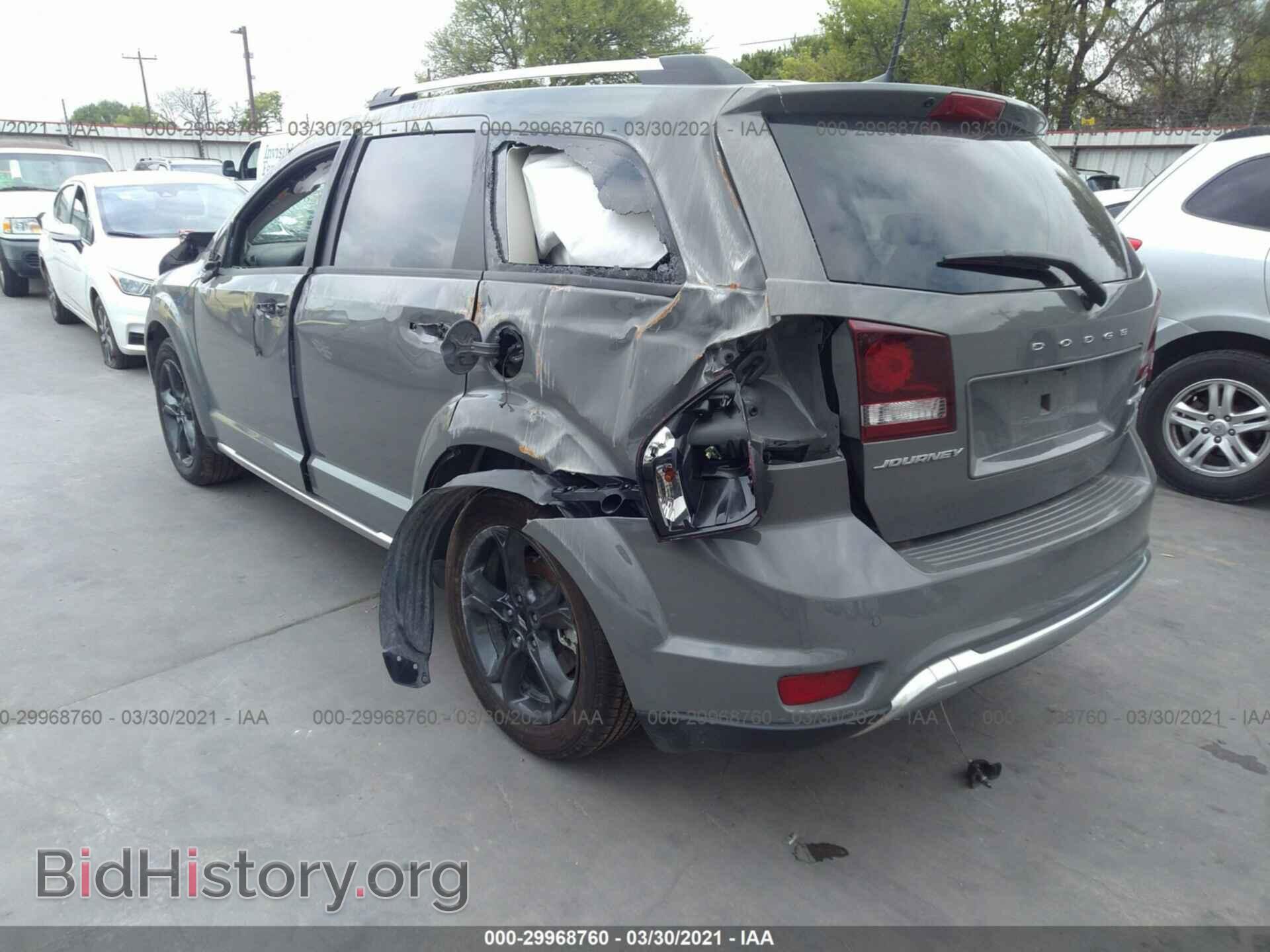 2020 DODGE JOURNEY - VIN: 3C4PDCGB8LT264103 - Фото 3