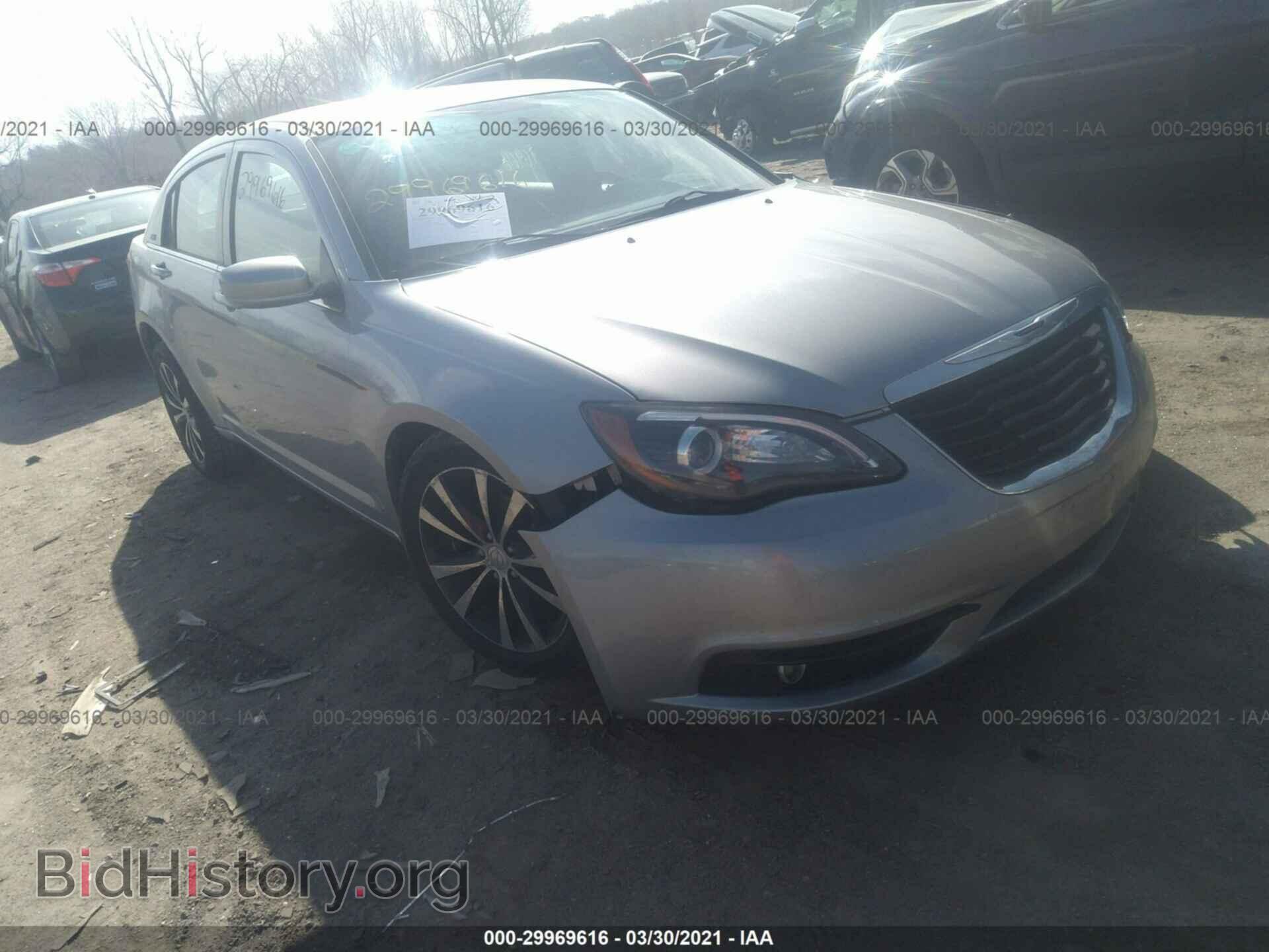 Фотография 1C3CCBBB0DN700077 - CHRYSLER 200 2013