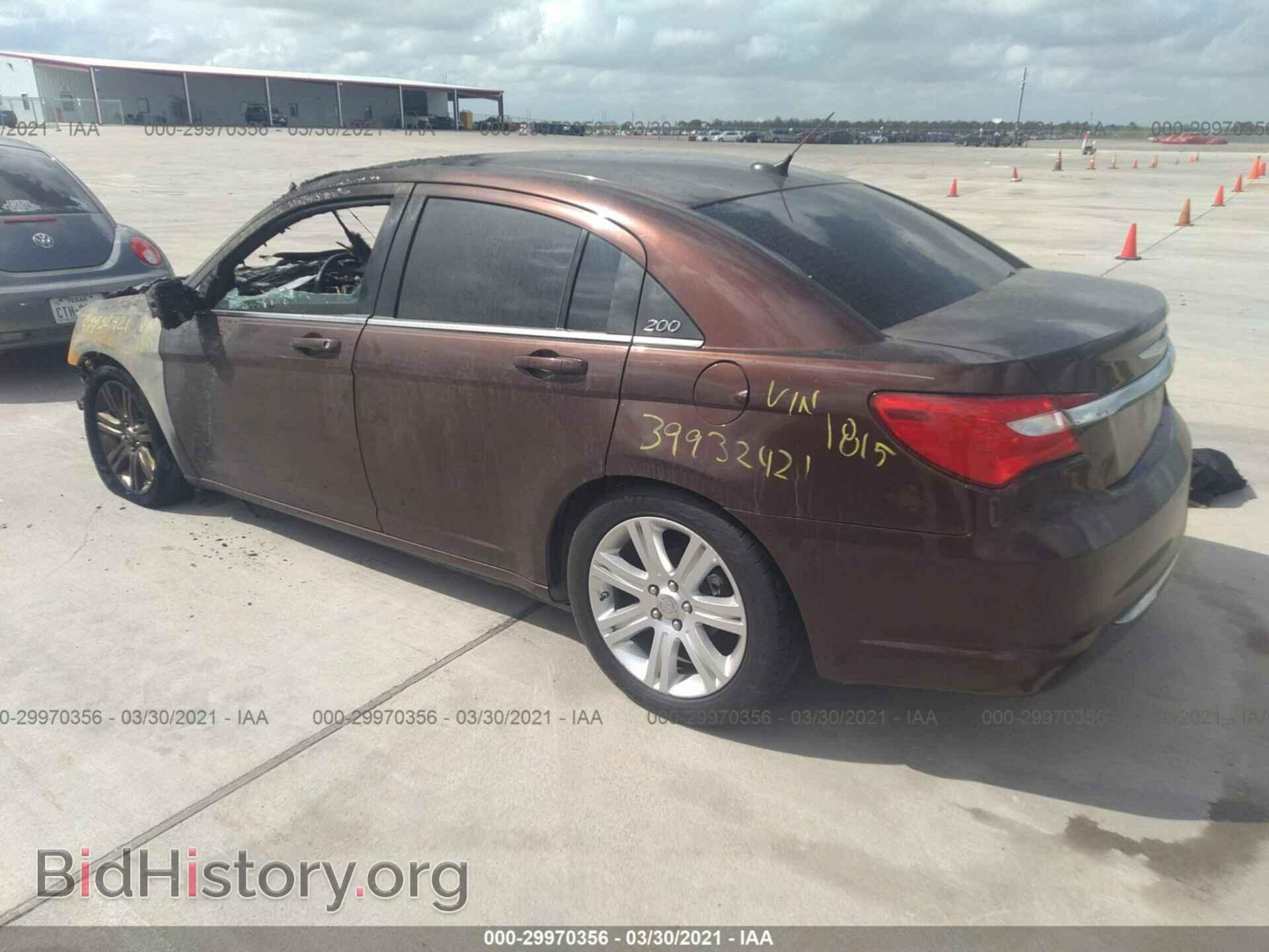 2013 CHRYSLER 200 - VIN: 1C3CCBBB1DN501815 - Фото 3