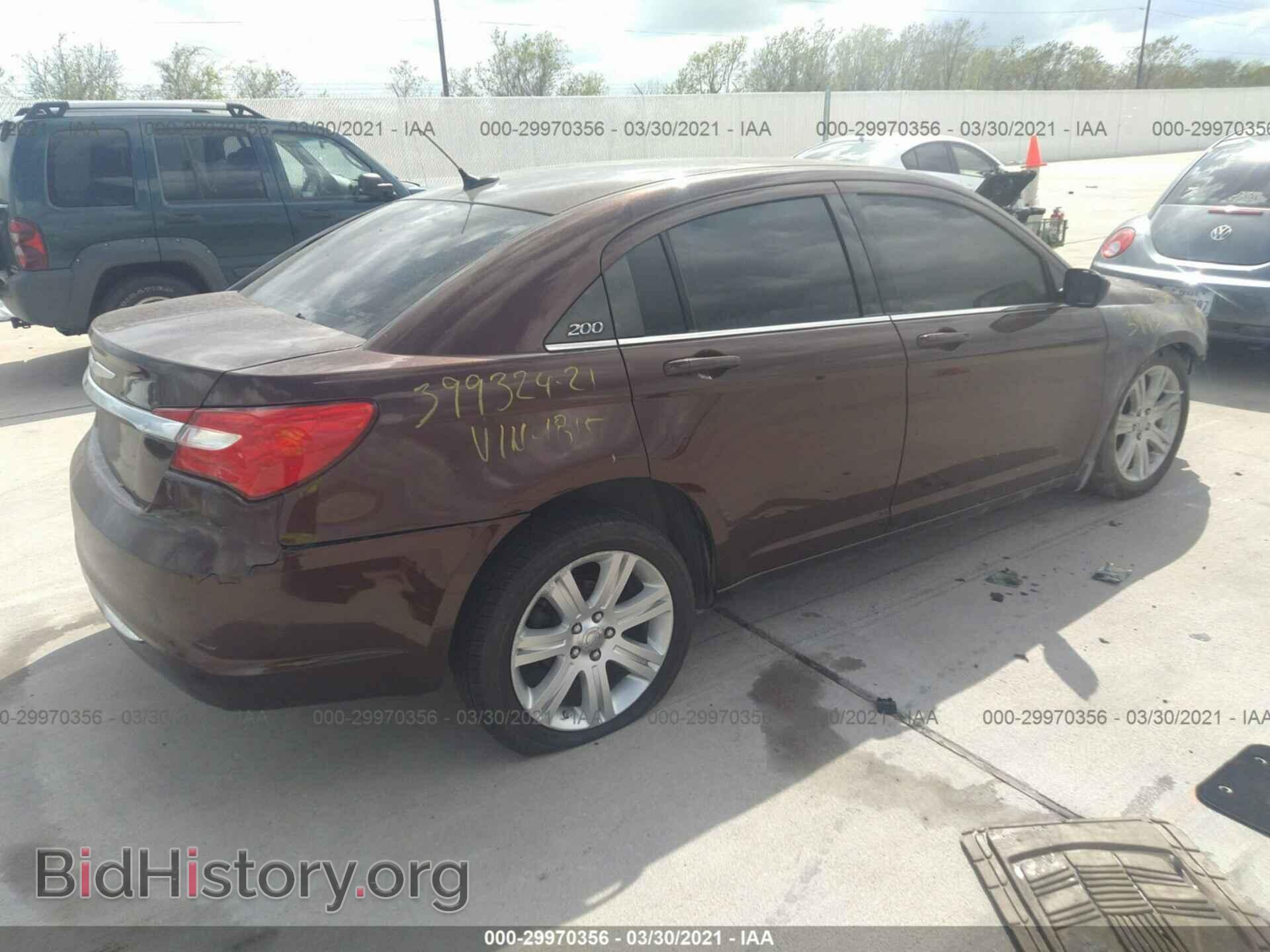 2013 CHRYSLER 200 - VIN: 1C3CCBBB1DN501815 - Фото 4