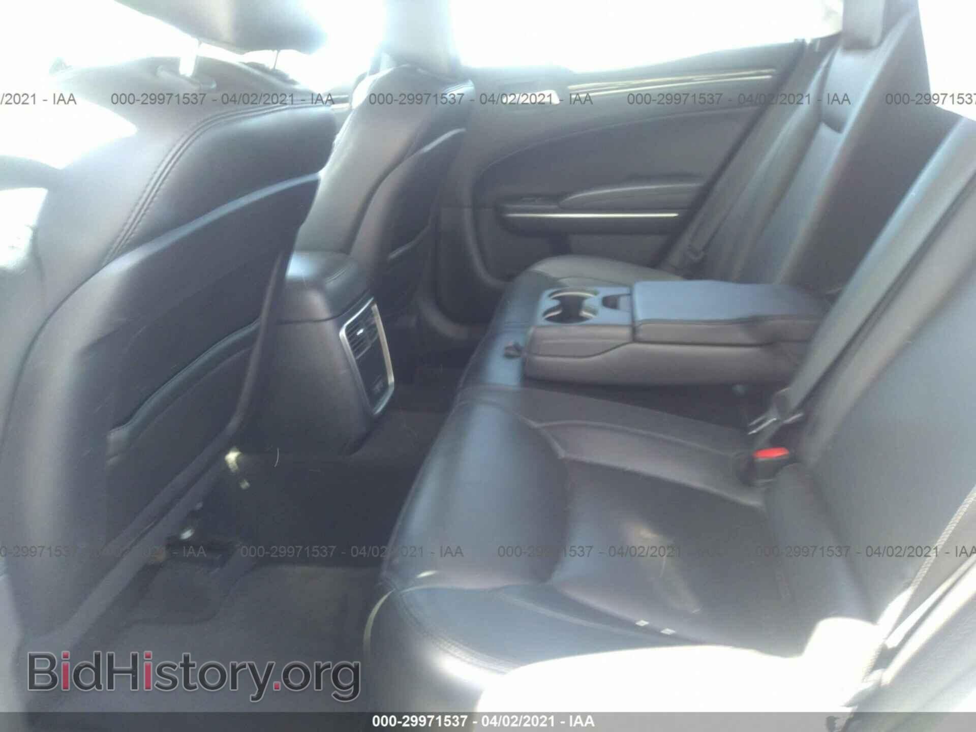 2016 CHRYSLER 300 - VIN: 2C3CCAAGXGH235487 - Фото 8