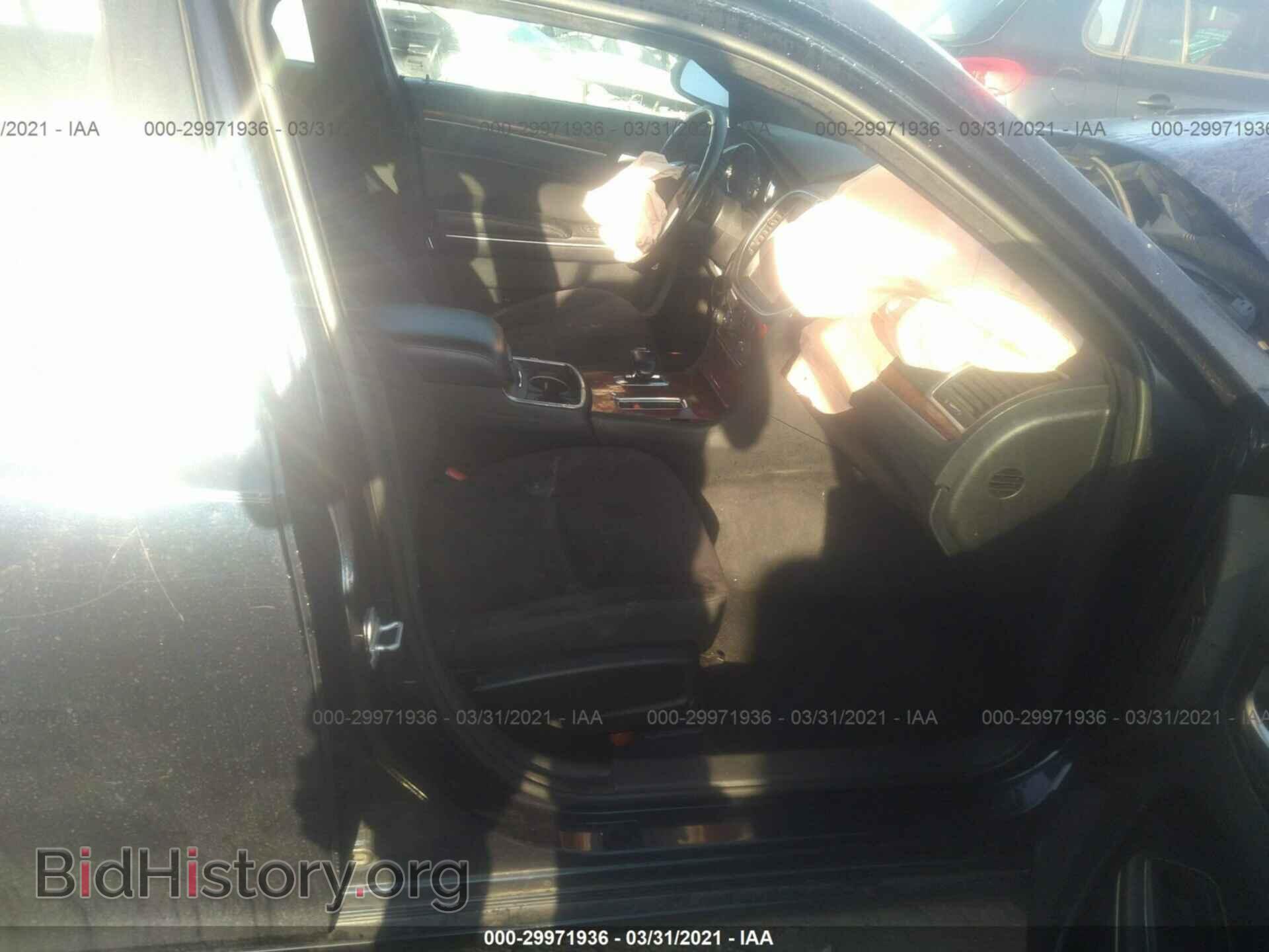 2012 CHRYSLER 300 - VIN: 2C3CCAAG6CH166954 - Фото 5