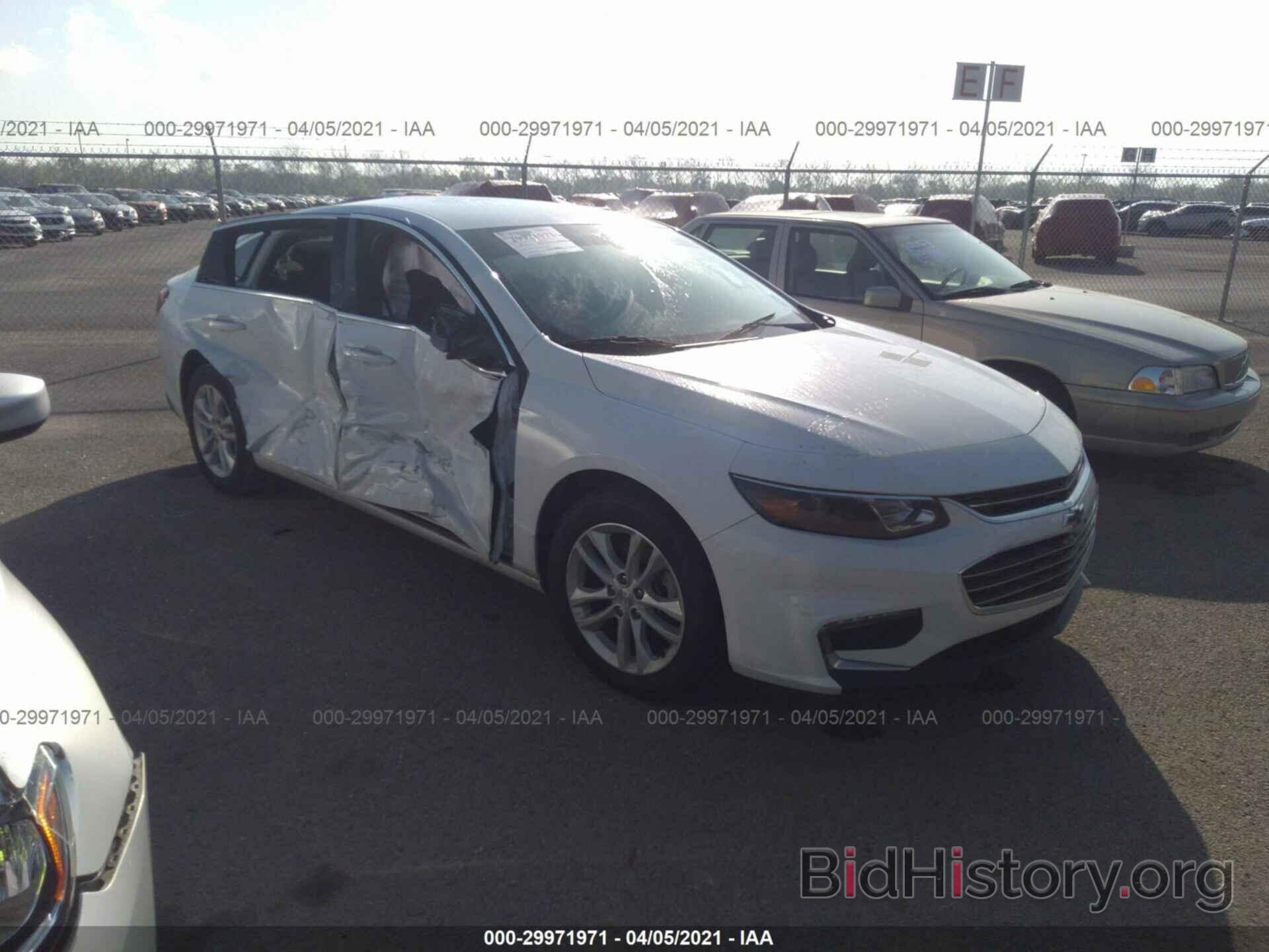 Photo 1G1ZD5ST5JF144523 - CHEVROLET MALIBU 2018