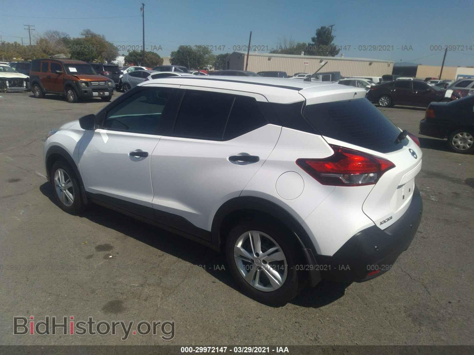 2020 NISSAN KICKS - VIN: 3N1CP5BVXLL488365 - Фото 3