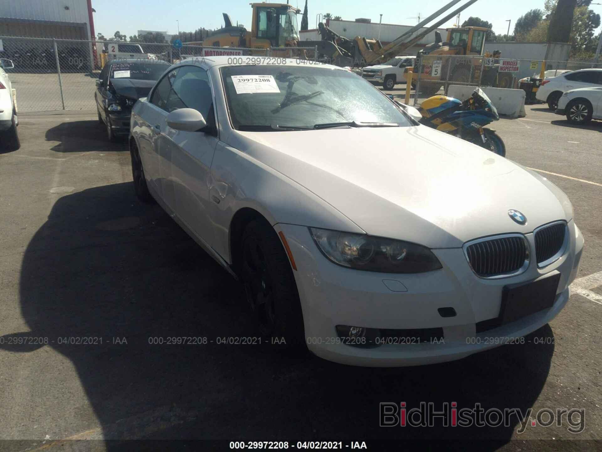 Photo WBAWR33539P343752 - BMW 3 SERIES 2009