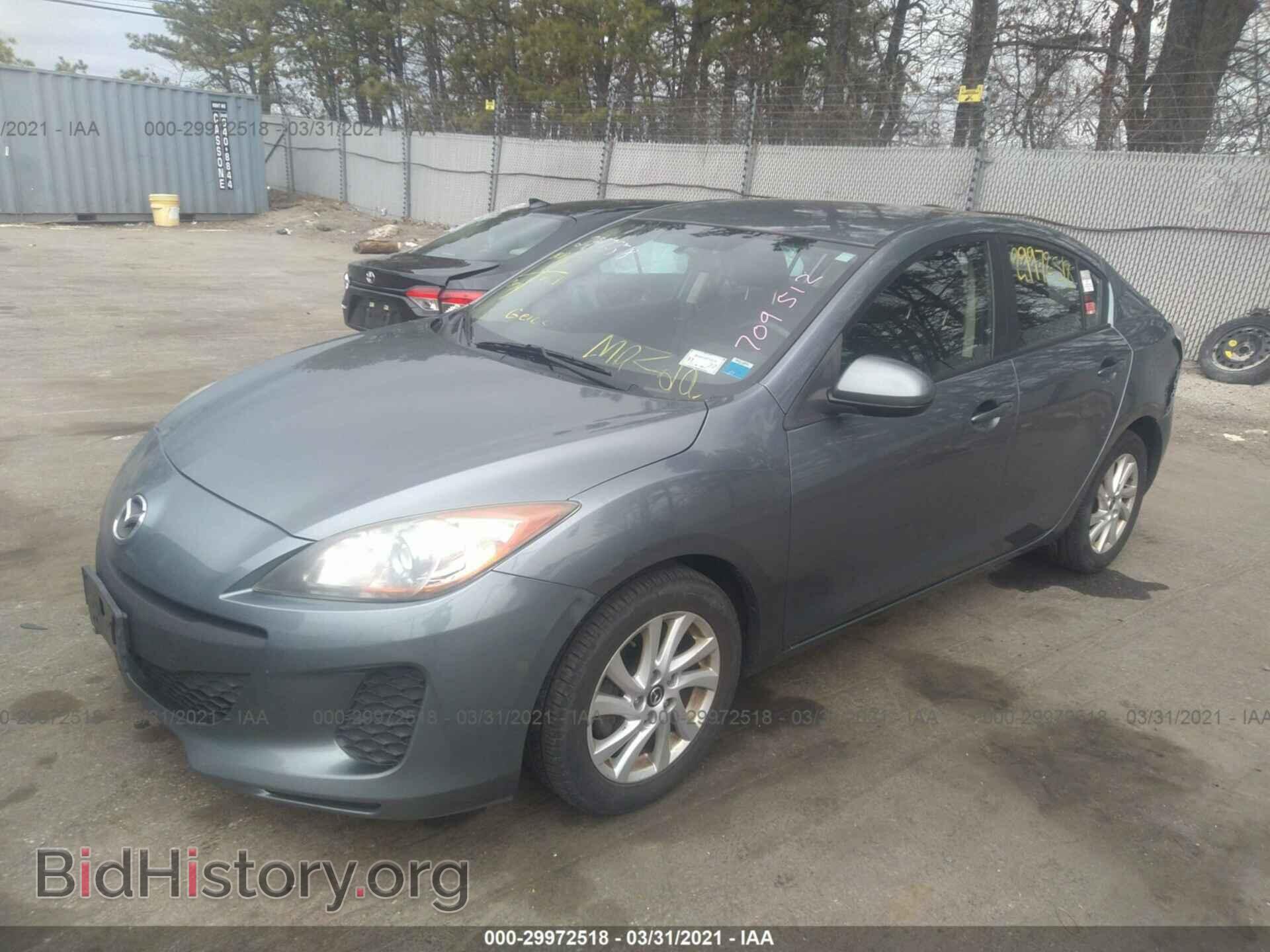 2013 MAZDA MAZDA3 - VIN: JM1BL1V83D1709512 - Фото 2