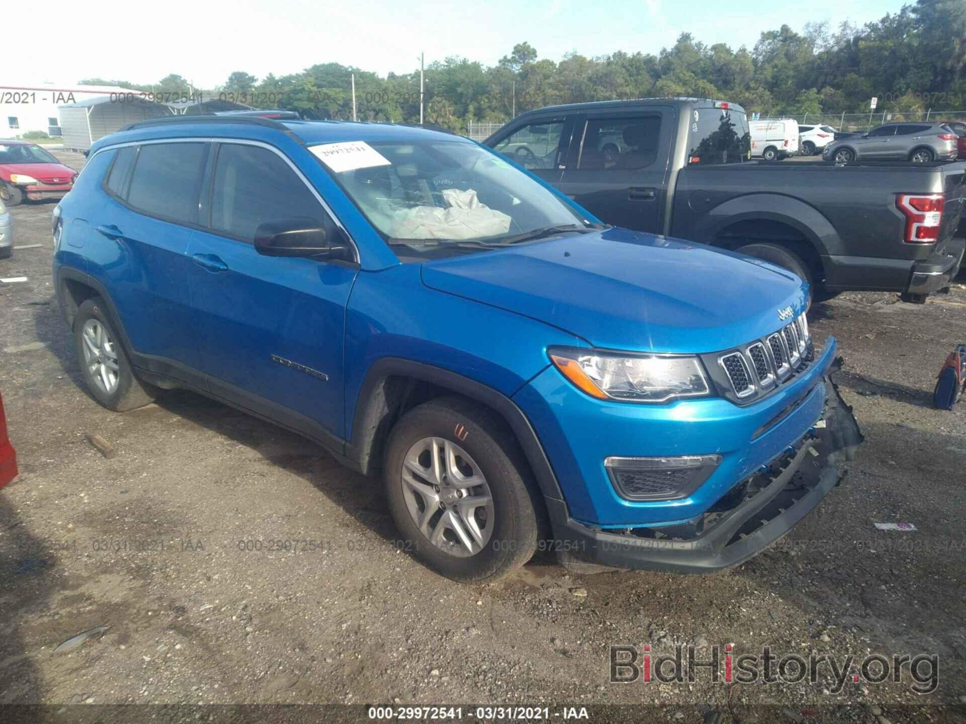 Photo 3C4NJCABXKT615410 - JEEP COMPASS 2019