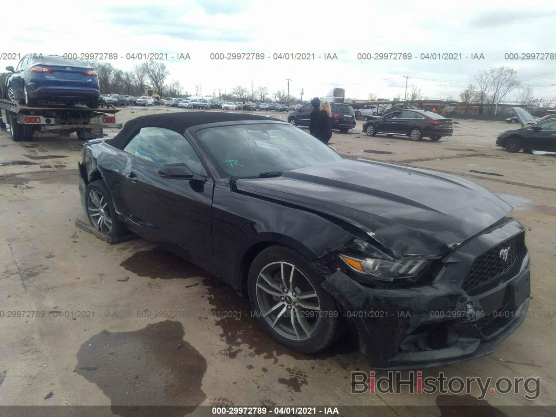Photo 1FATP8UH2F5392780 - FORD MUSTANG 2015