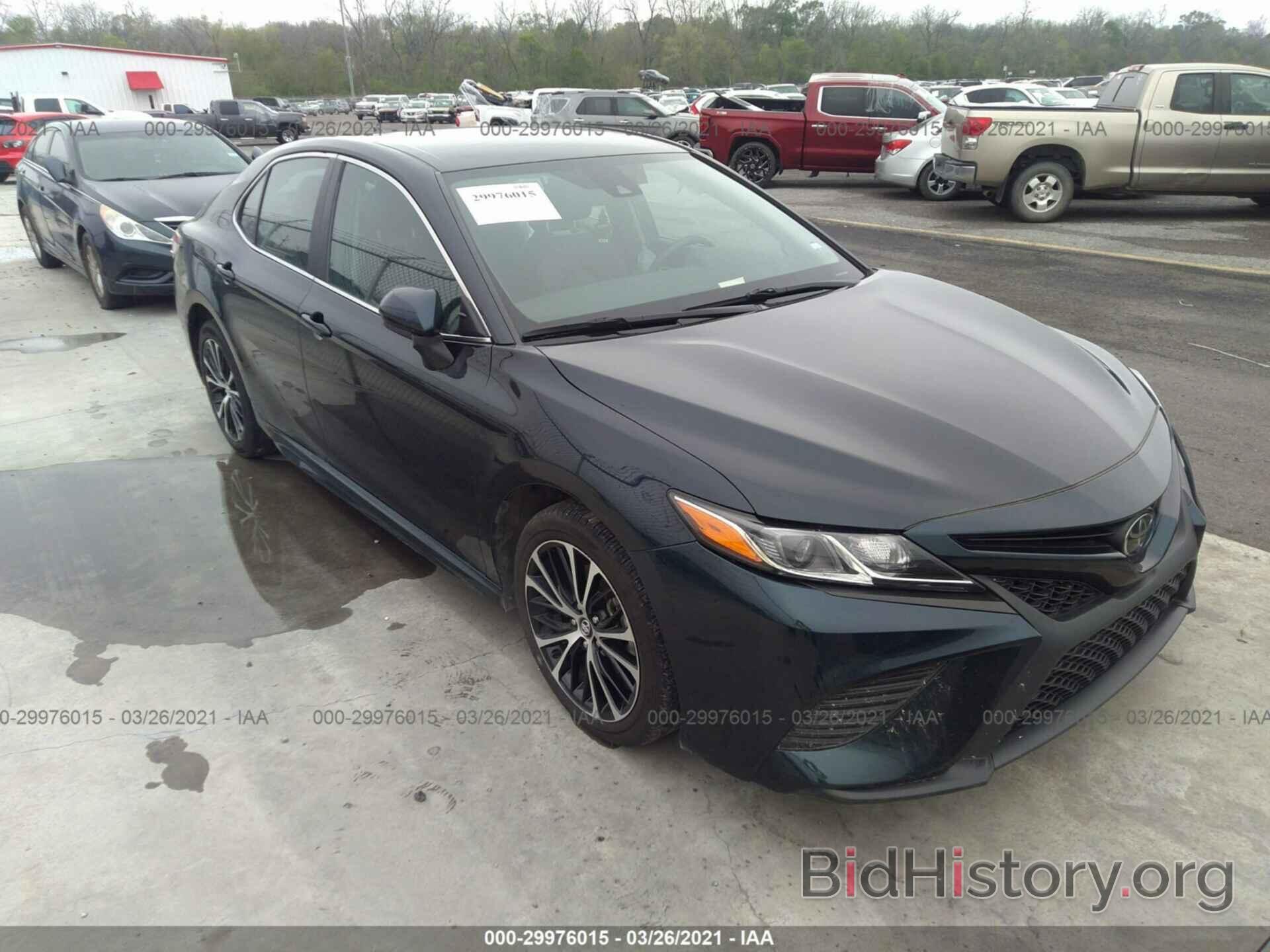 Photo 4T1G11AK5LU916831 - TOYOTA CAMRY 2020