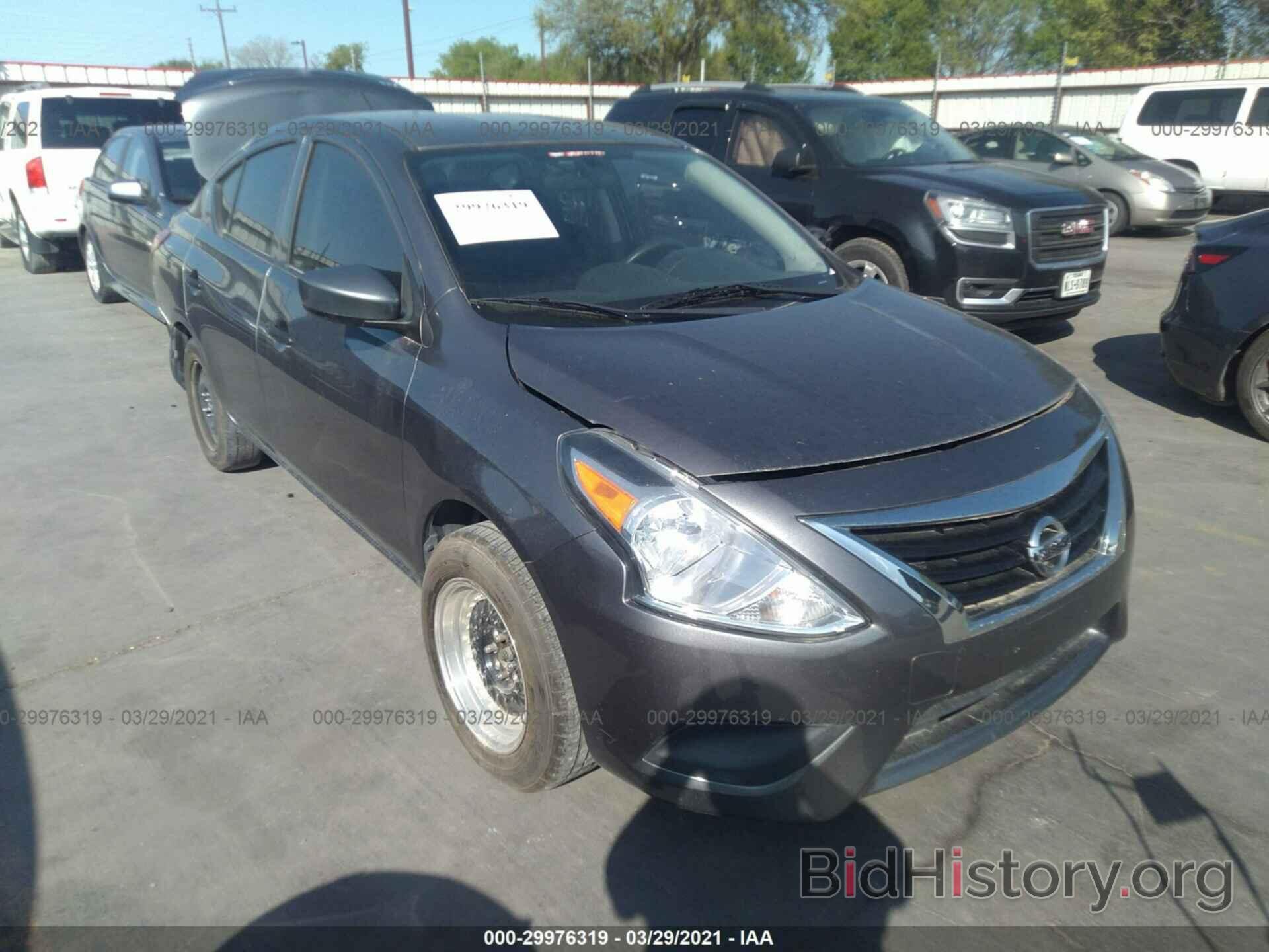 Photo 3N1CN7AP7HL821956 - NISSAN VERSA SEDAN 2017