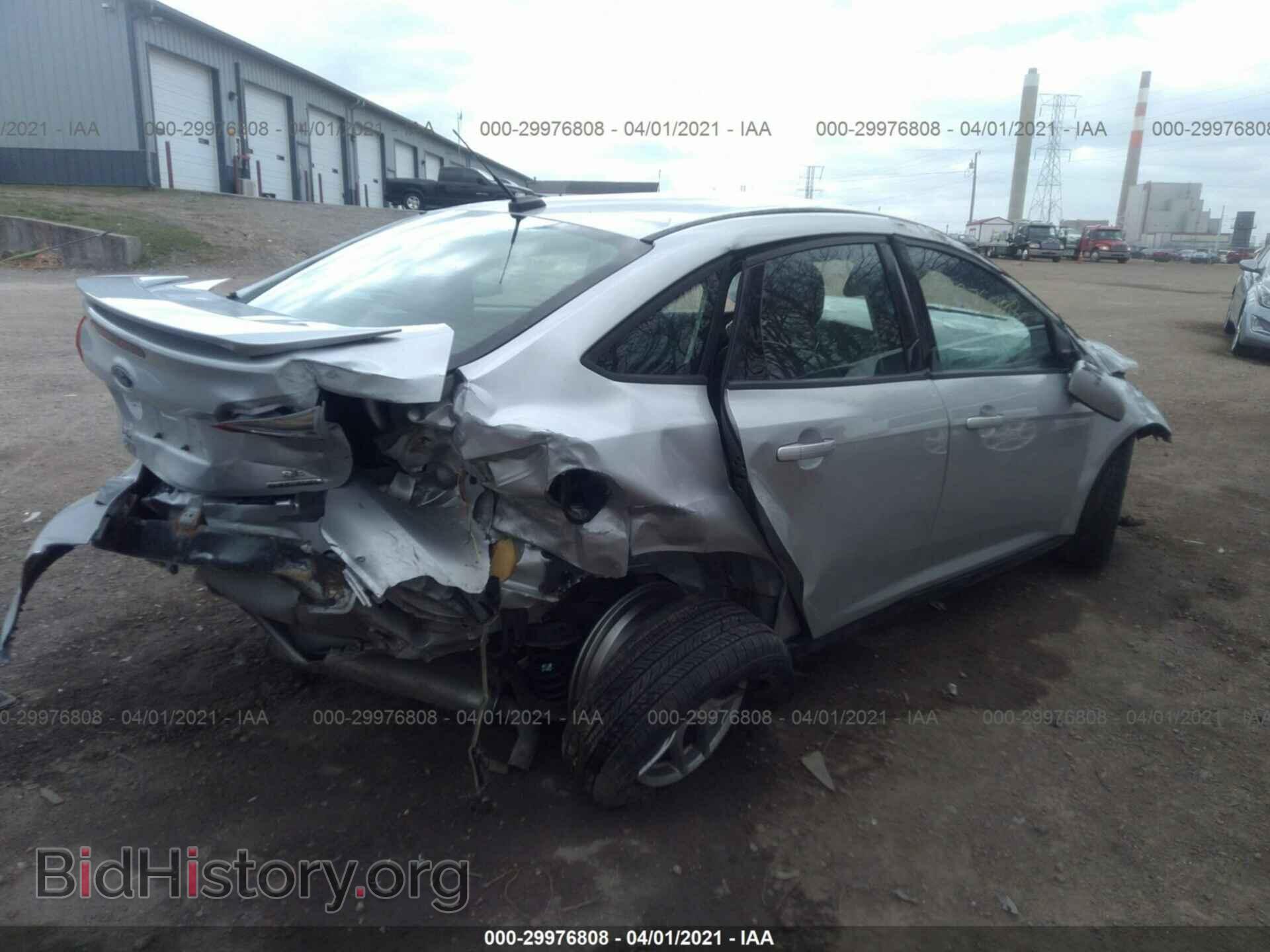 2015 FORD FOCUS - VIN: 1FADP3F2XFL347310 - Photo 4
