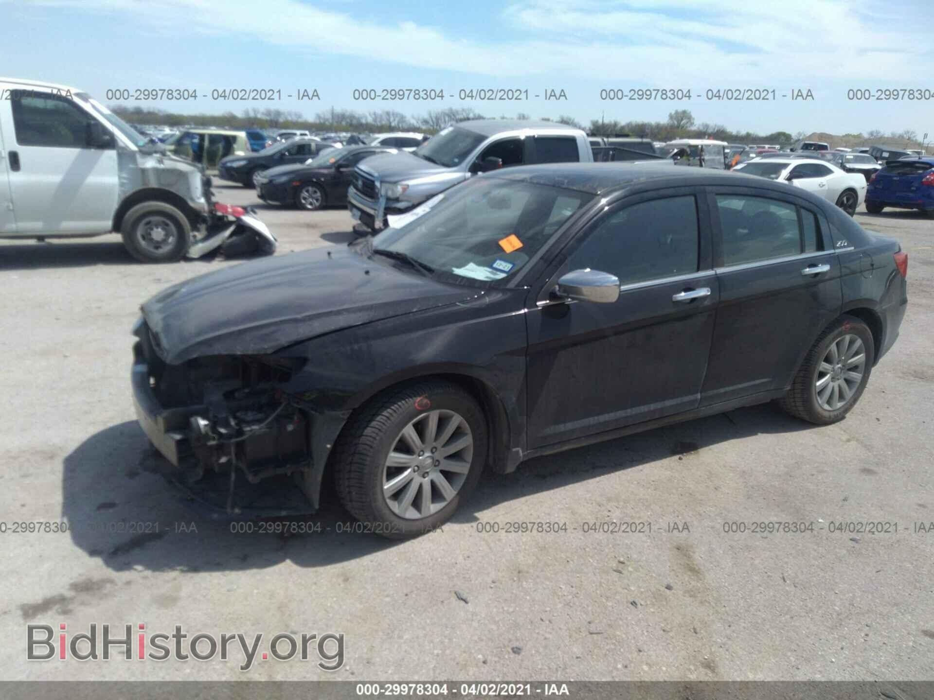 2013 CHRYSLER 200 - VIN: 1C3CCBCG4DN727521 - Photo 2