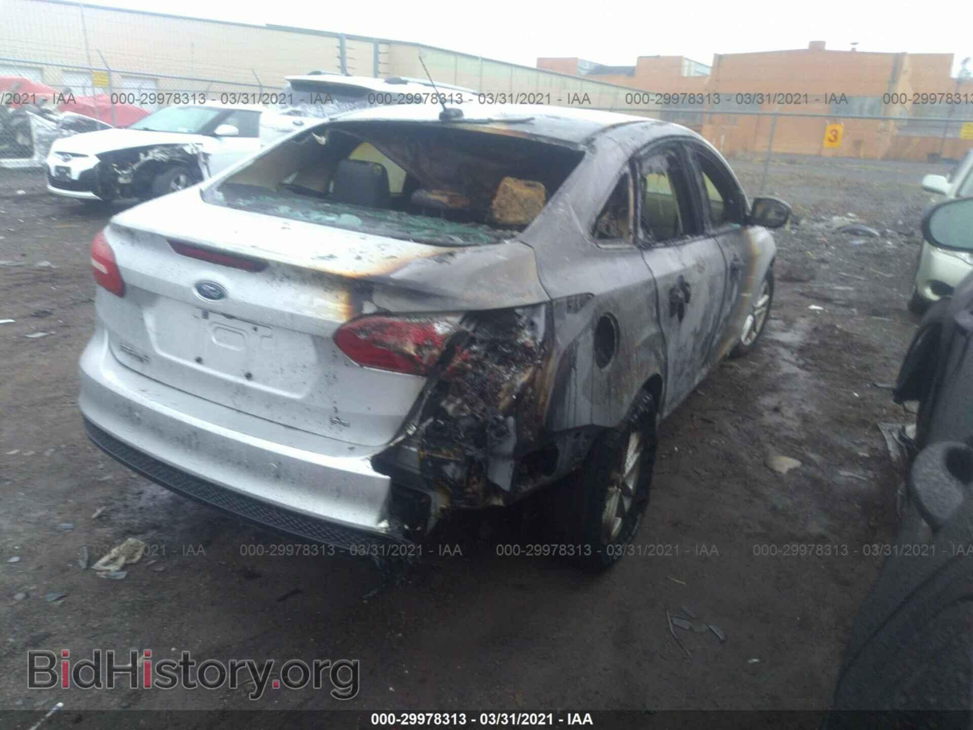 2016 FORD FOCUS - VIN: 1FADP3F26GL327671 - Photo 4