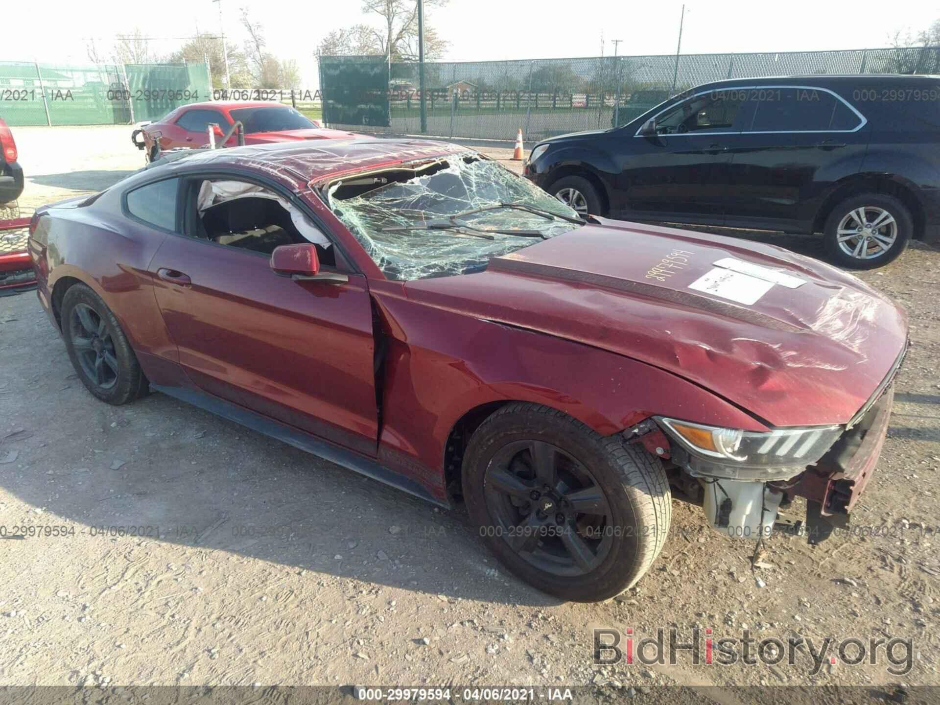Photo 1FA6P8AM3F5302549 - FORD MUSTANG 2015