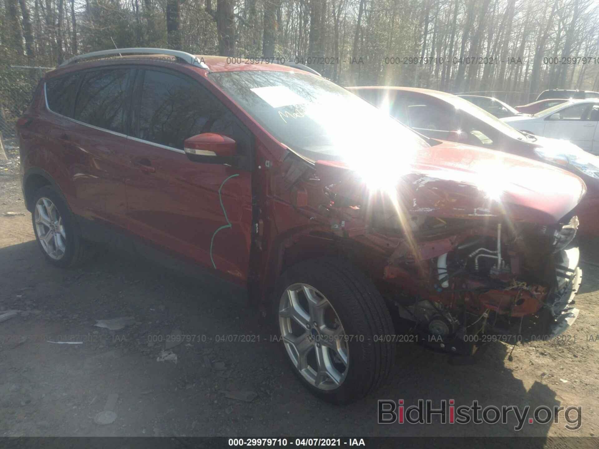 Photo 1FMCU9J93KUC21327 - FORD ESCAPE 2019