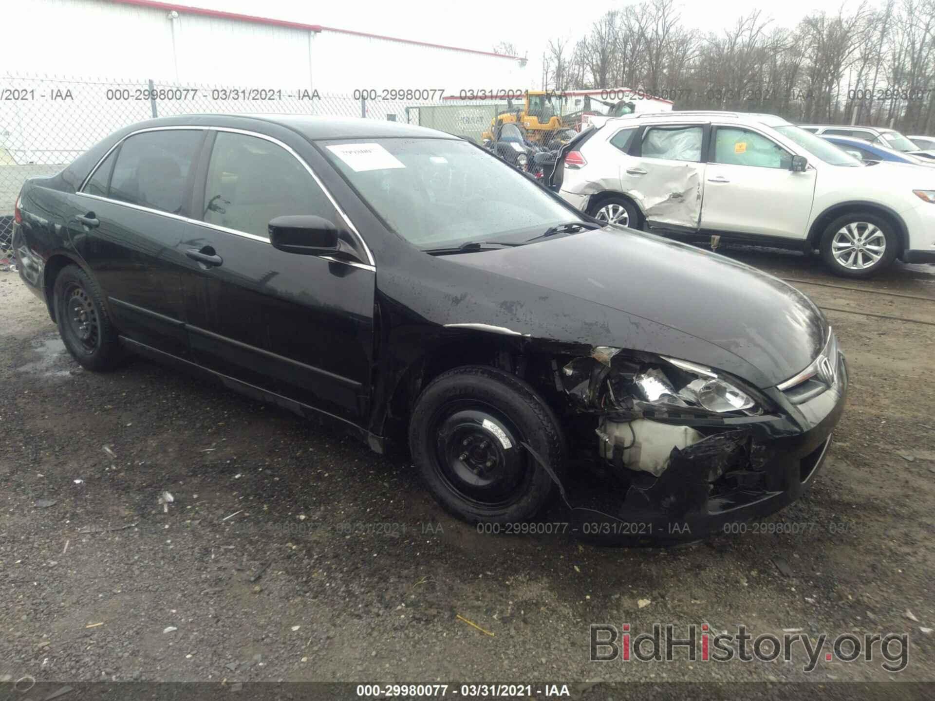 Photo 1HGCM56476A177805 - HONDA ACCORD SDN 2006