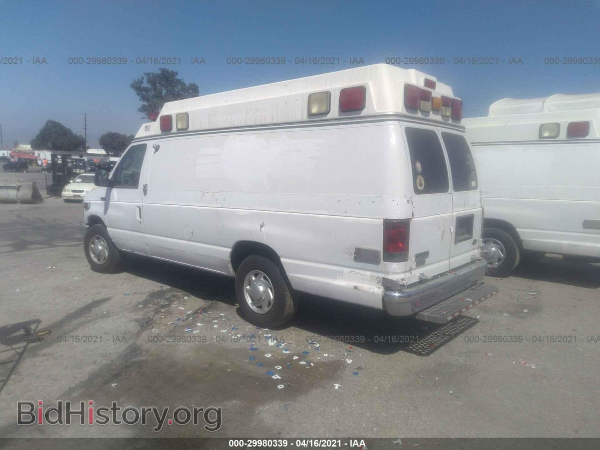 2010 FORD ECONOLINE CARGO VAN - VIN: 1FDSS3ES0ADA65709 - Фото 3