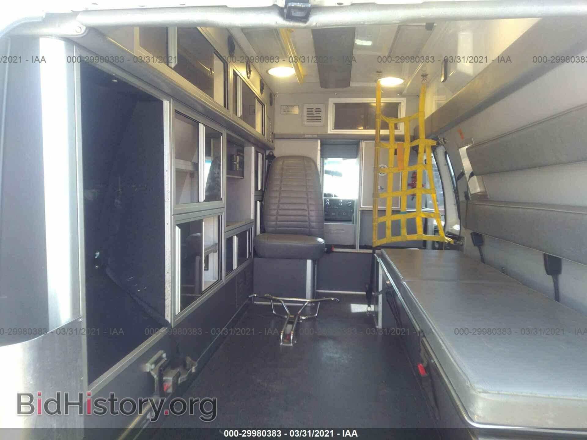 2010 FORD ECONOLINE CARGO VAN - VIN: 1FDSS3ES0ADA65712 - Фото 8