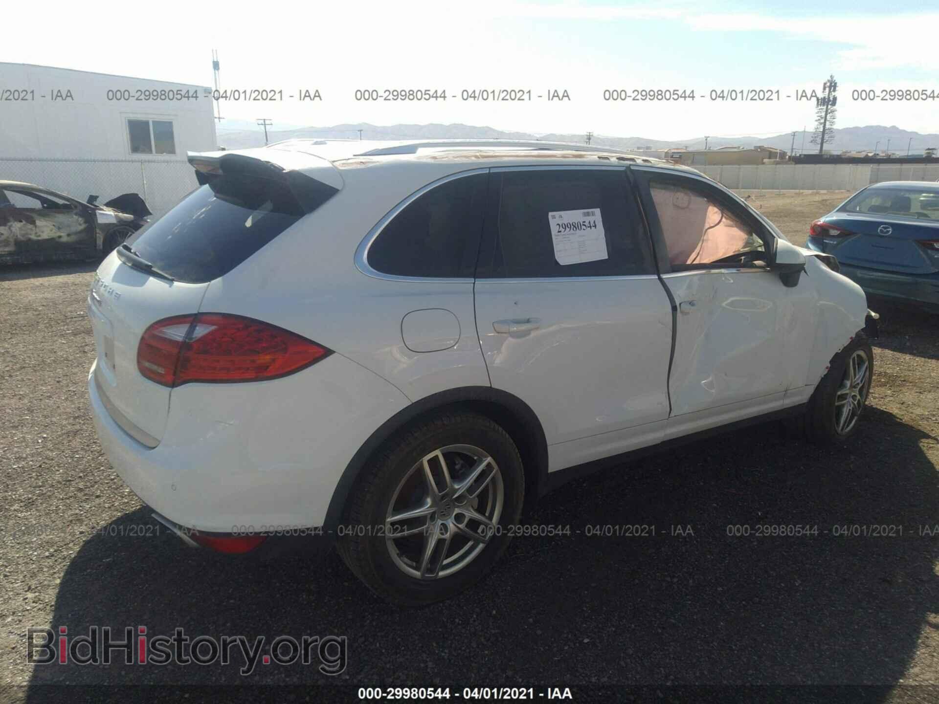 2014 PORSCHE CAYENNE - VIN: WP1AB2A20ELA57068 - Фото 4