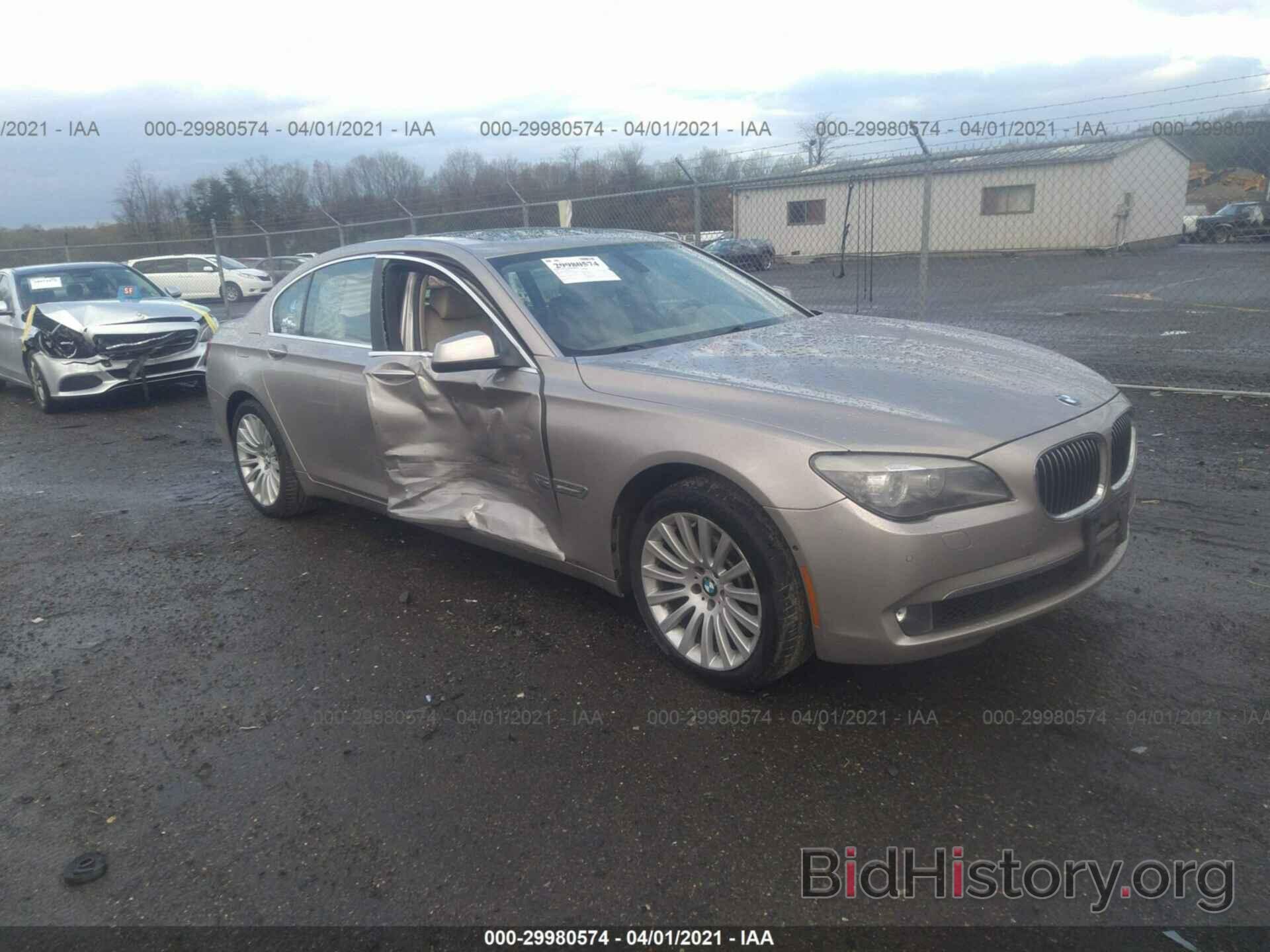 Photo WBAKC8C56BC433102 - BMW 7 SERIES 2011