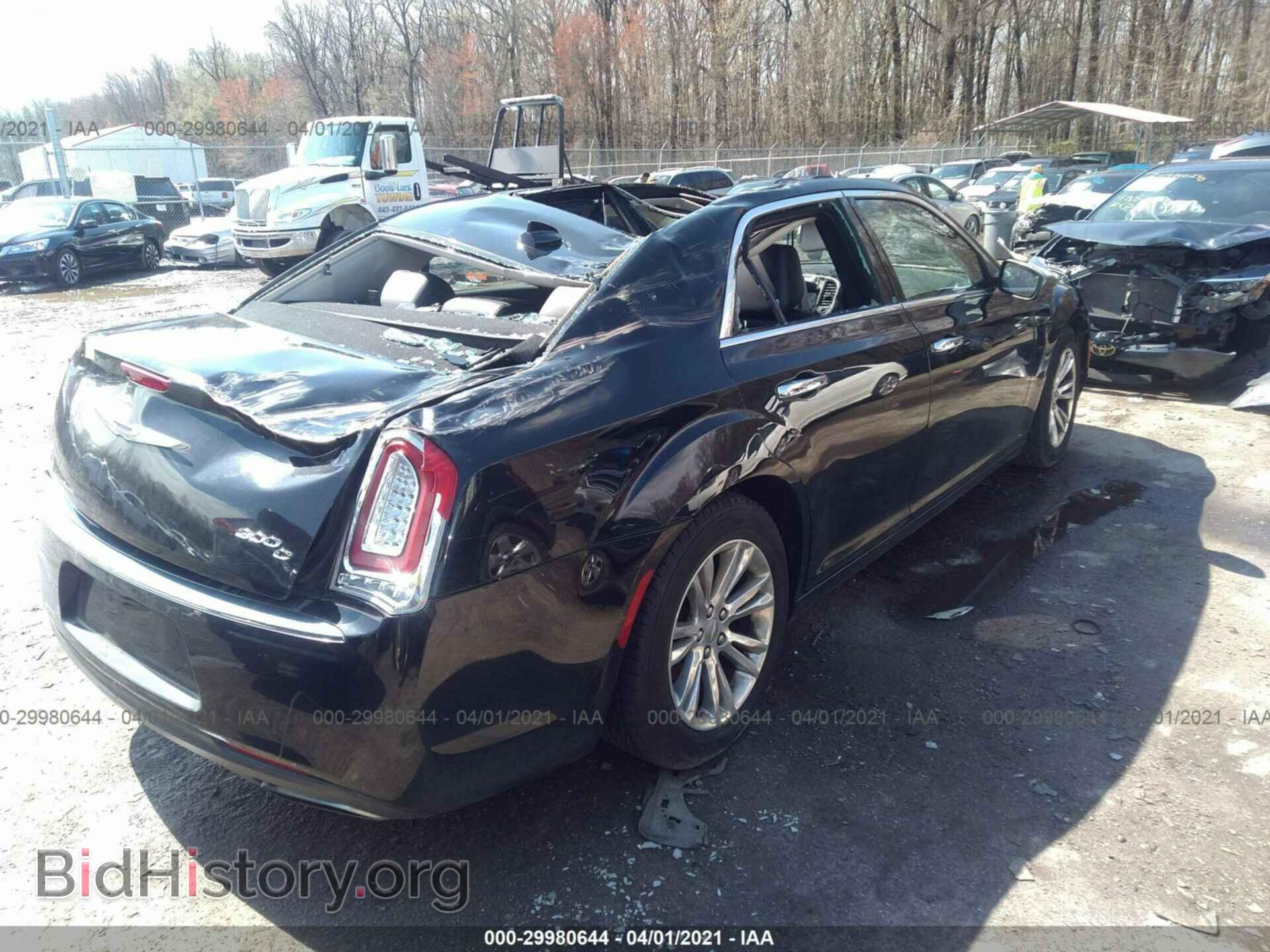 2017 CHRYSLER 300 - VIN: 2C3CCAEG0HH576957 - Фото 4