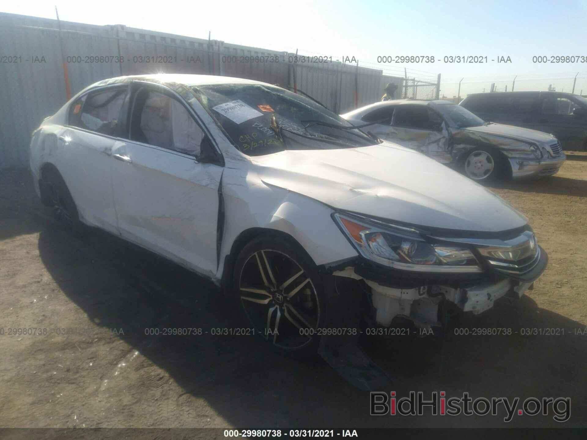 Photo 1HGCR2F53GA078134 - HONDA ACCORD SEDAN 2016