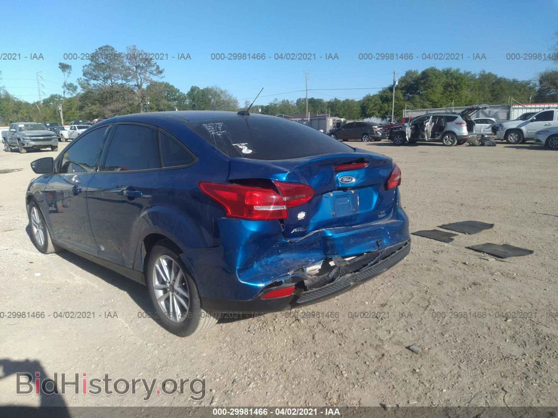 2018 FORD FOCUS - VIN: 1FADP3FE7JL216757 - Фото 3