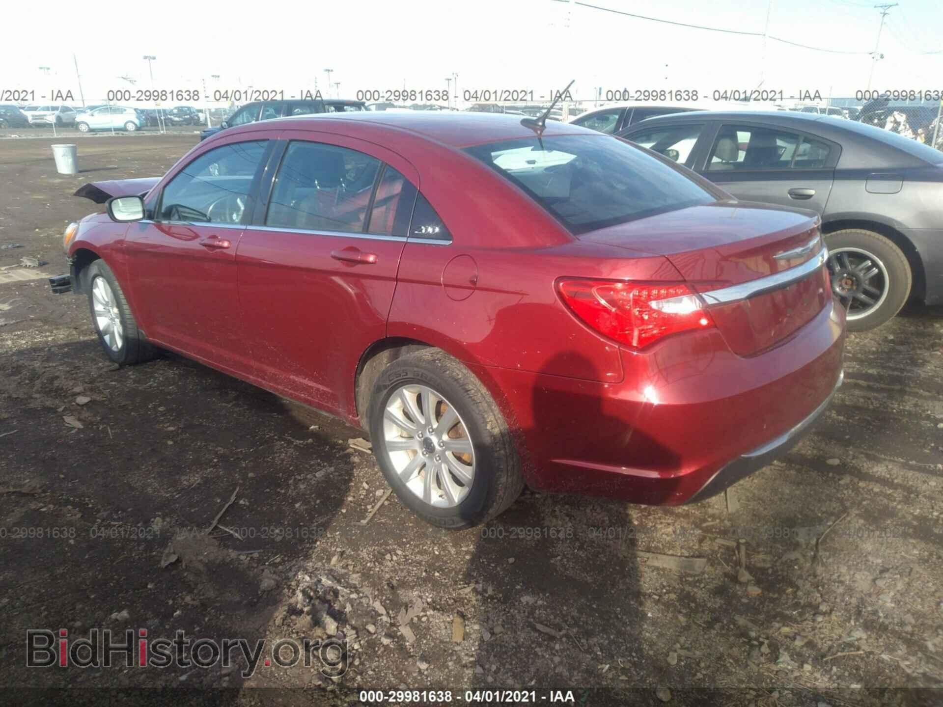 2013 CHRYSLER 200 - VIN: 1C3CCBBB2DN656910 - Фото 3