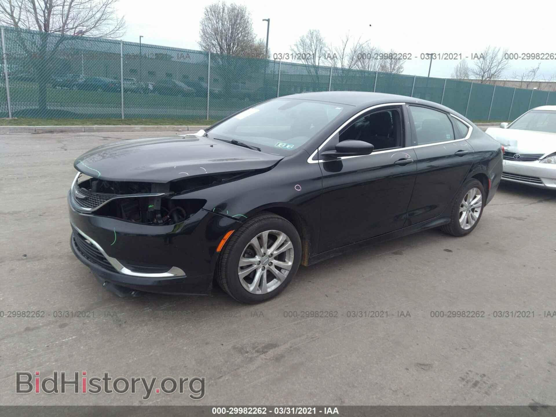 2015 CHRYSLER 200 - VIN: 1C3CCCAB7FN687998 - Photo 2