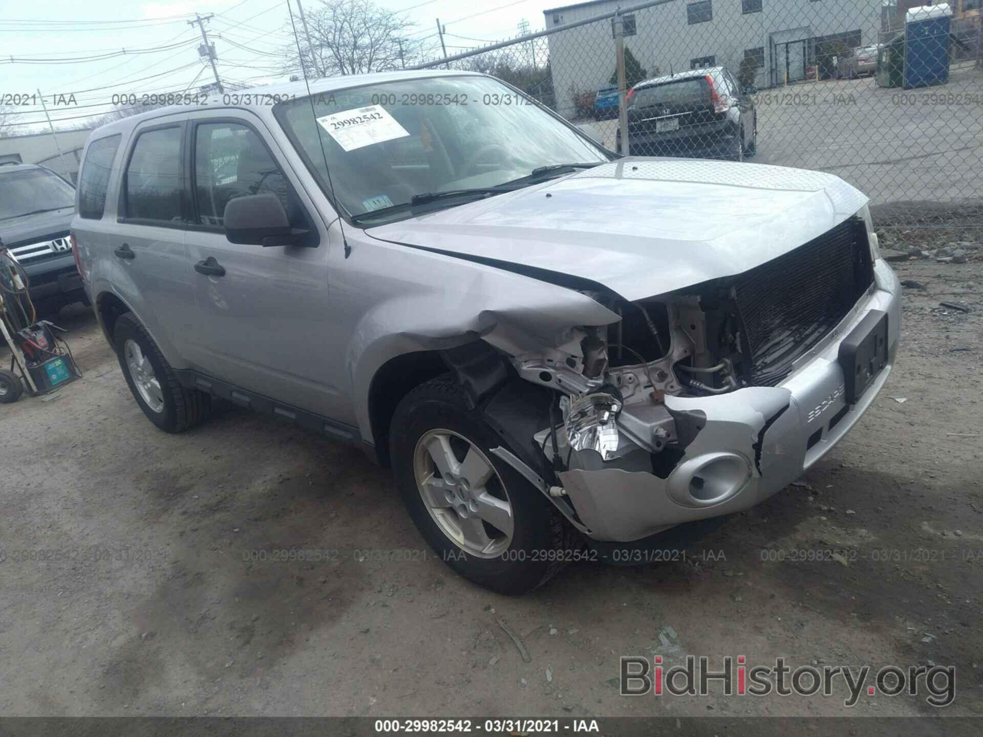 Photo 1FMCU0C71CKA32017 - FORD ESCAPE 2012