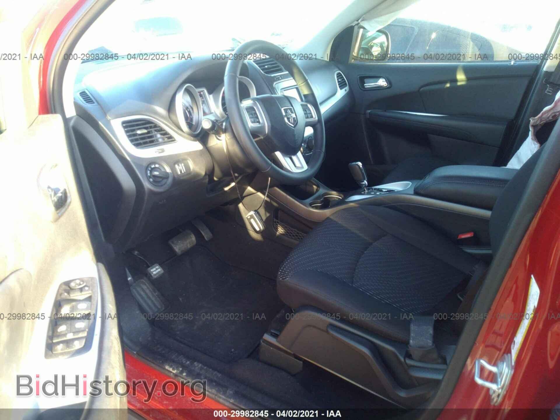 2018 DODGE JOURNEY - VIN: 3C4PDCAB8JT510282 - Фото 3