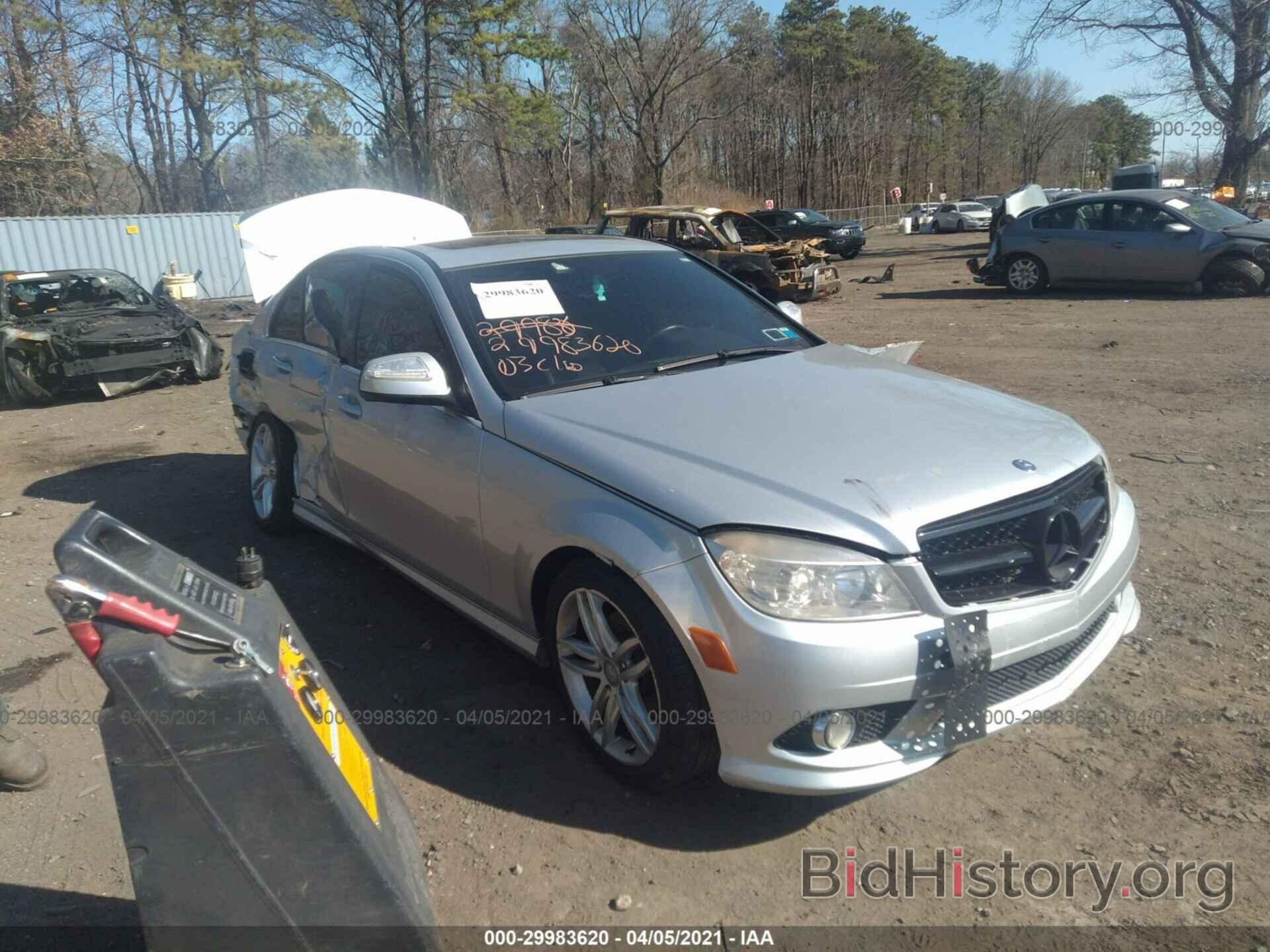 Photo WDDGF81X89F223183 - MERCEDES-BENZ C-CLASS 2009