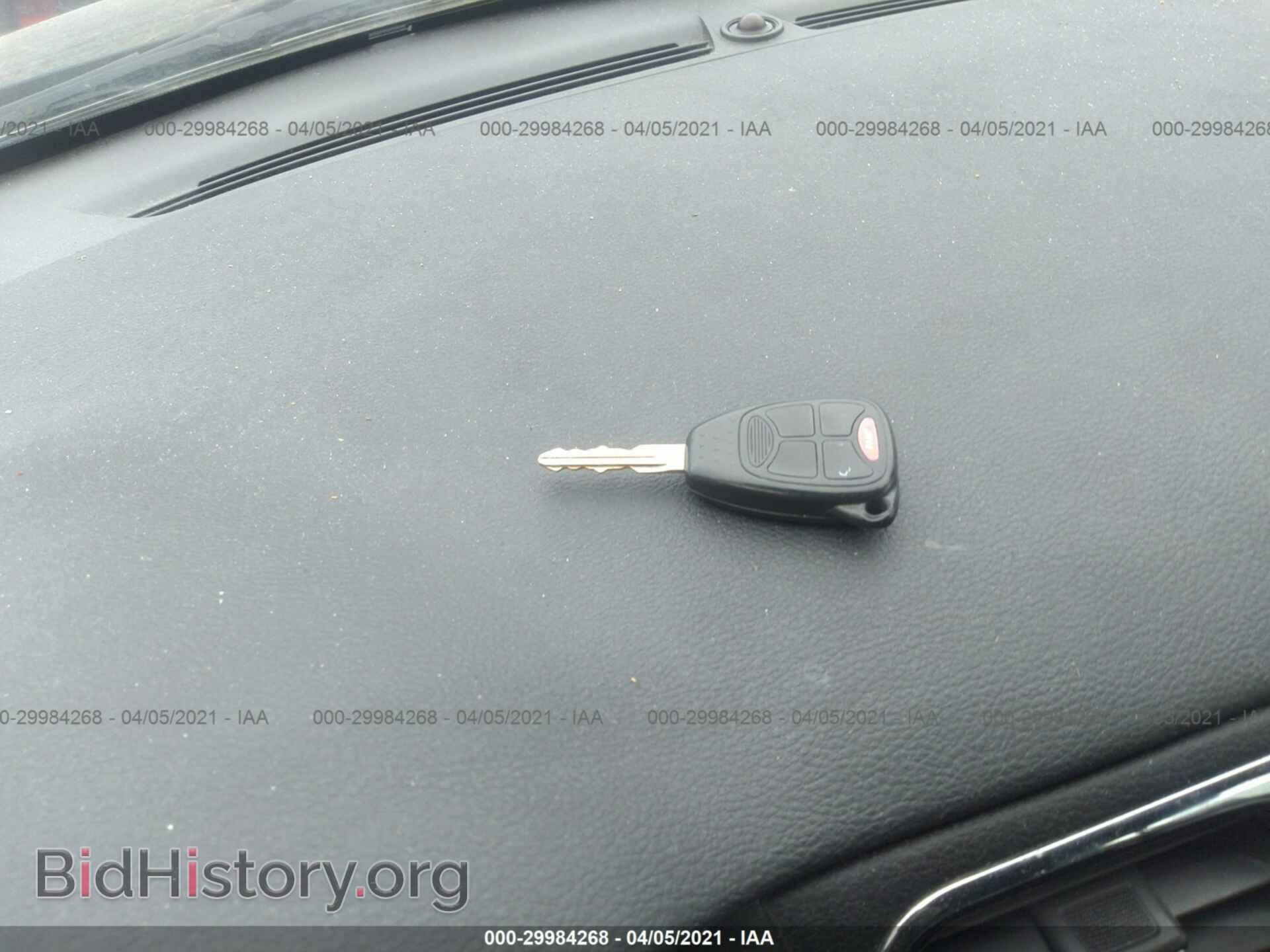 2012 CHRYSLER 200 - VIN: 1C3CCBCG2CN326225 - Фото 11
