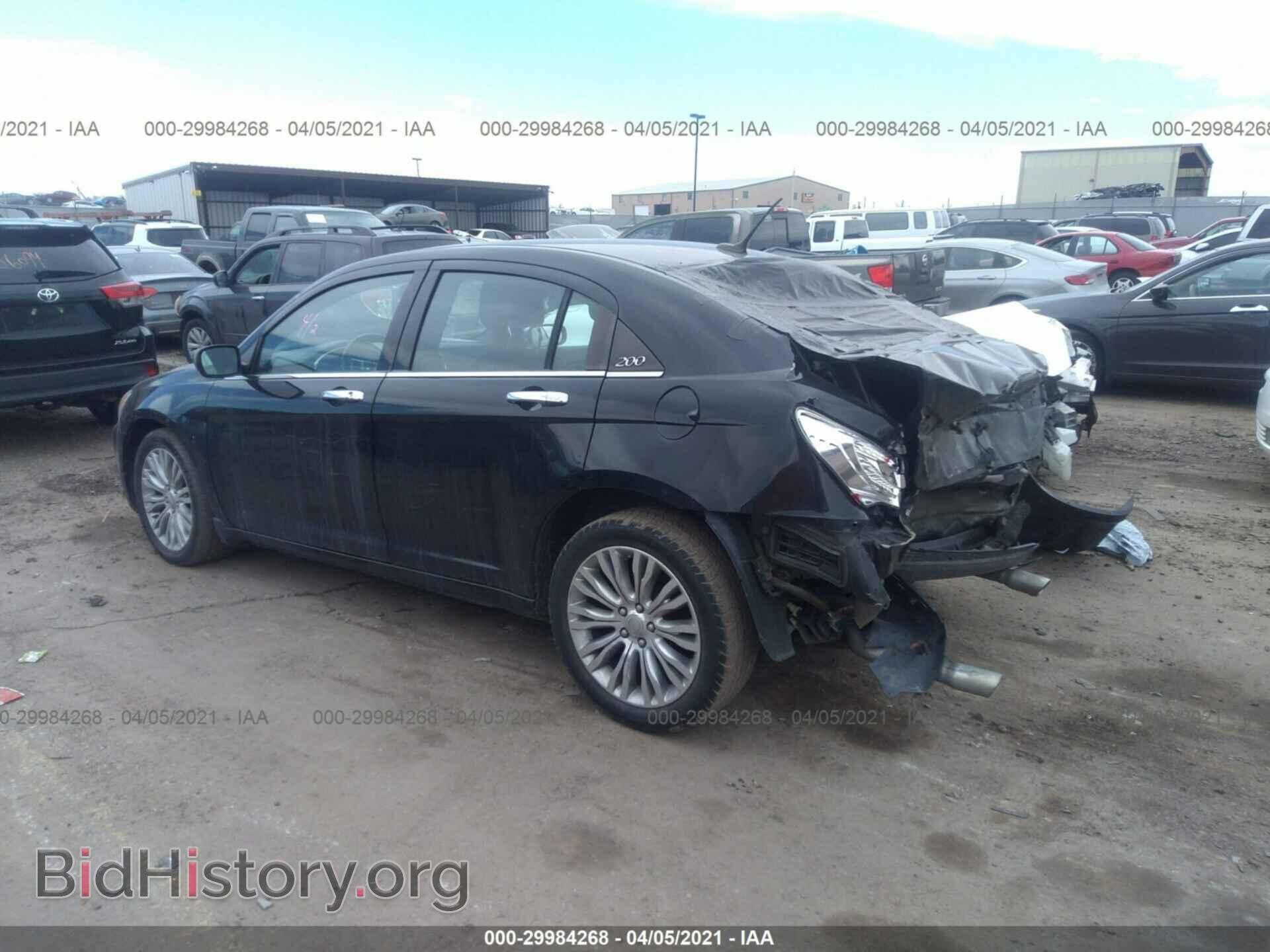 2012 CHRYSLER 200 - VIN: 1C3CCBCG2CN326225 - Фото 3