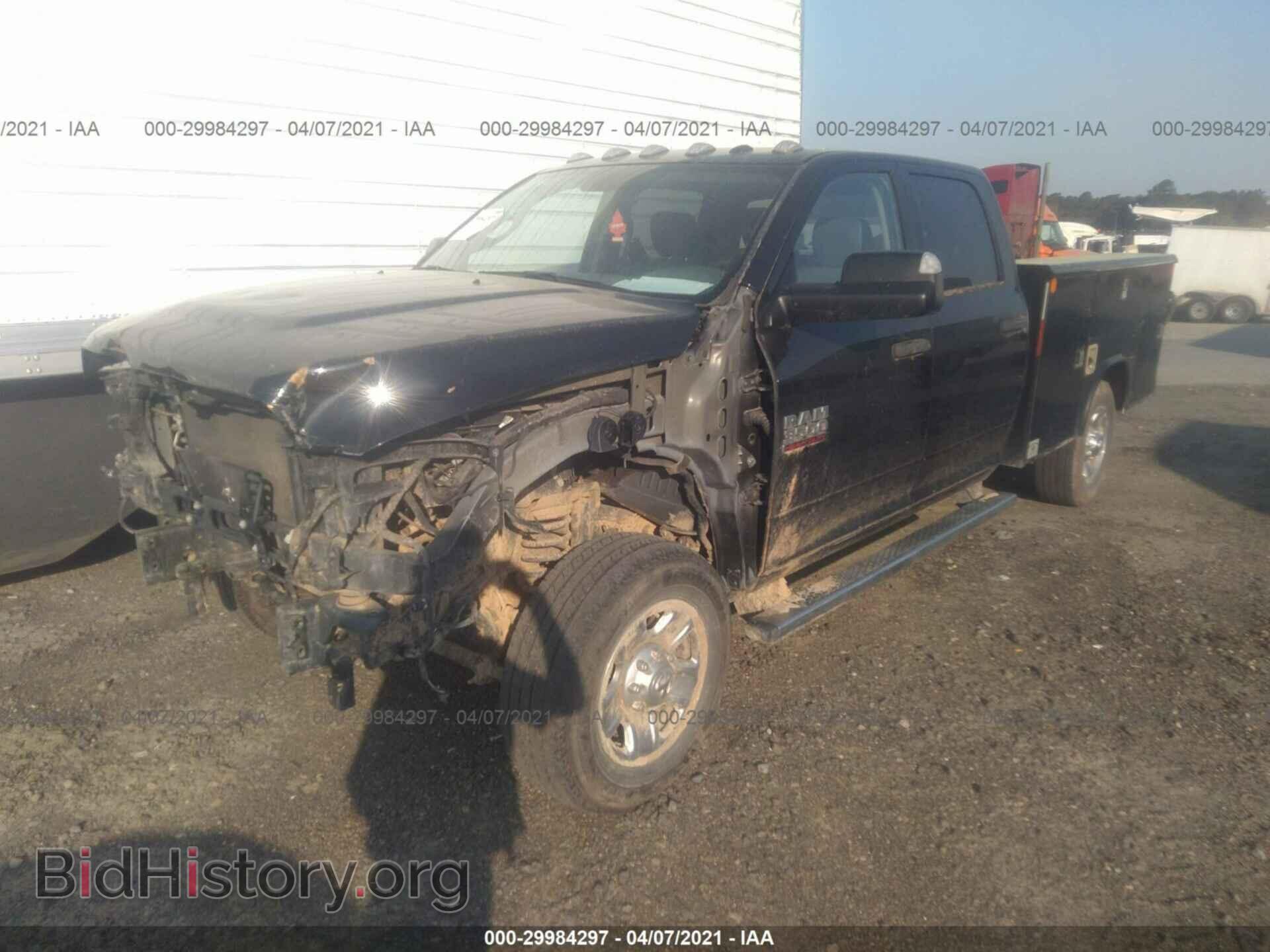 2017 RAM 3500 CHASSIS CAB - VIN: 3C7WRDBJ6HG770985 - Фото 2