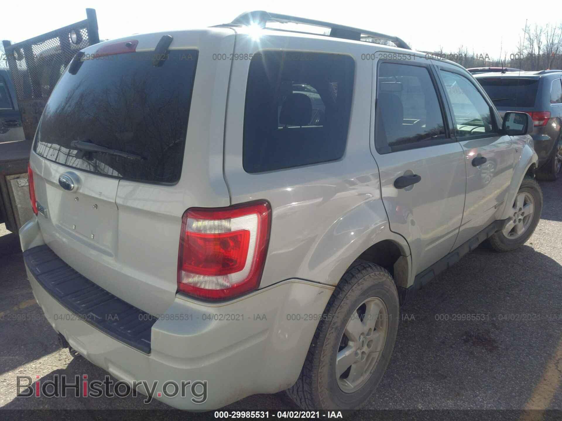 2008 FORD ESCAPE - VIN: 1FMCU93108KD04807 - Фото 4