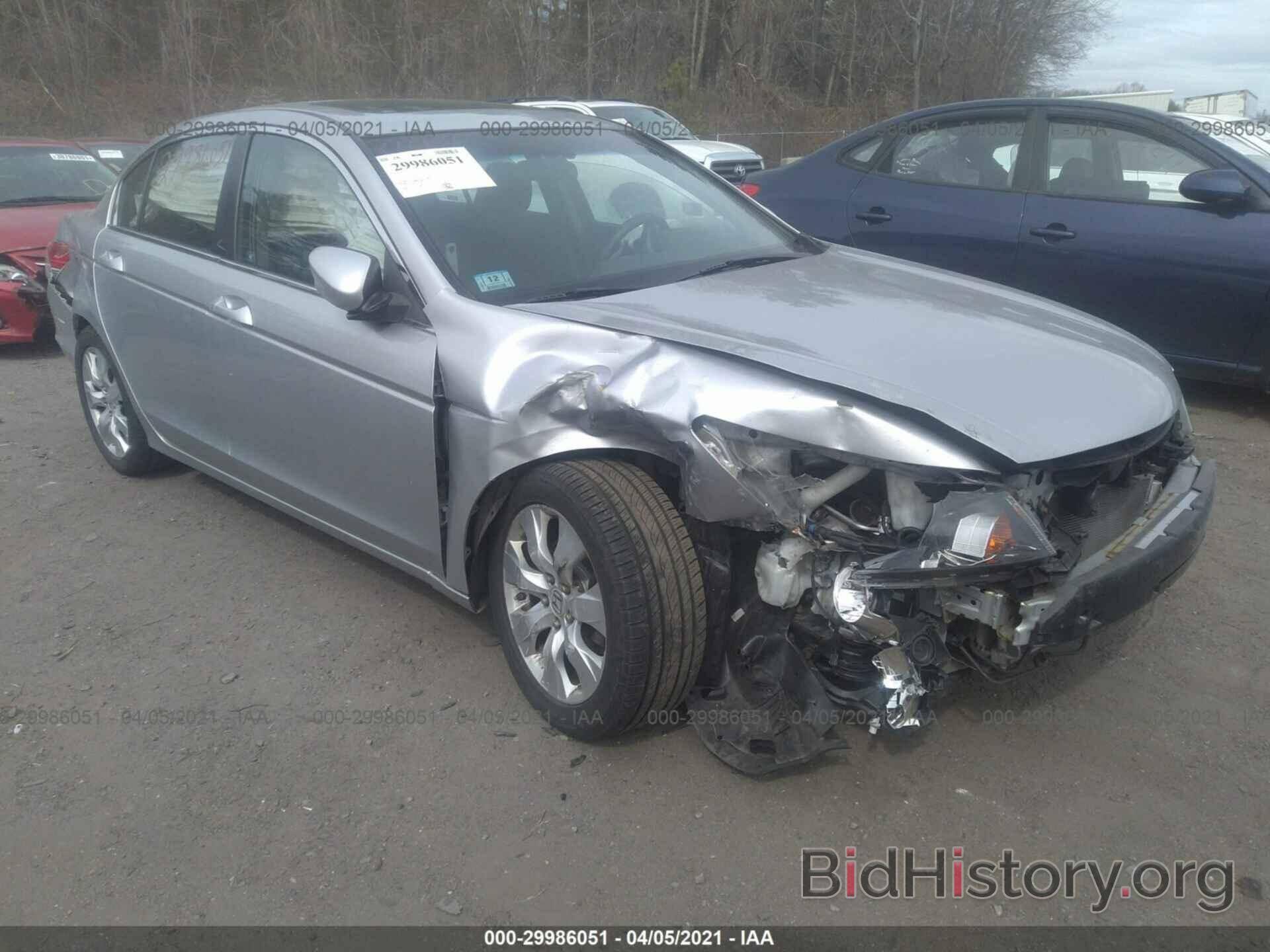 Photo 1HGCP2F70AA163687 - HONDA ACCORD SDN 2010