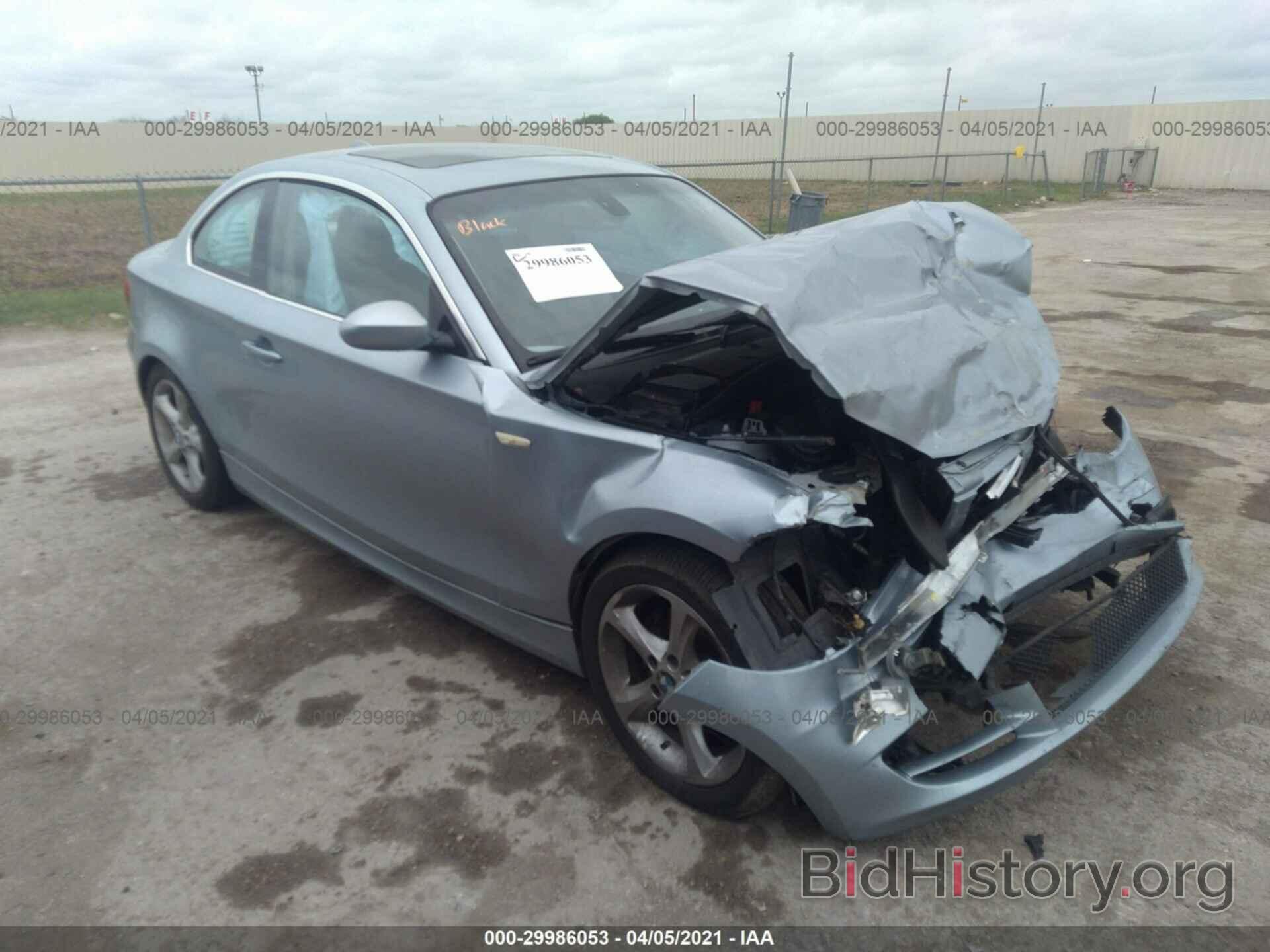 Photo WBAUP73559VK75180 - BMW 1 SERIES 2009