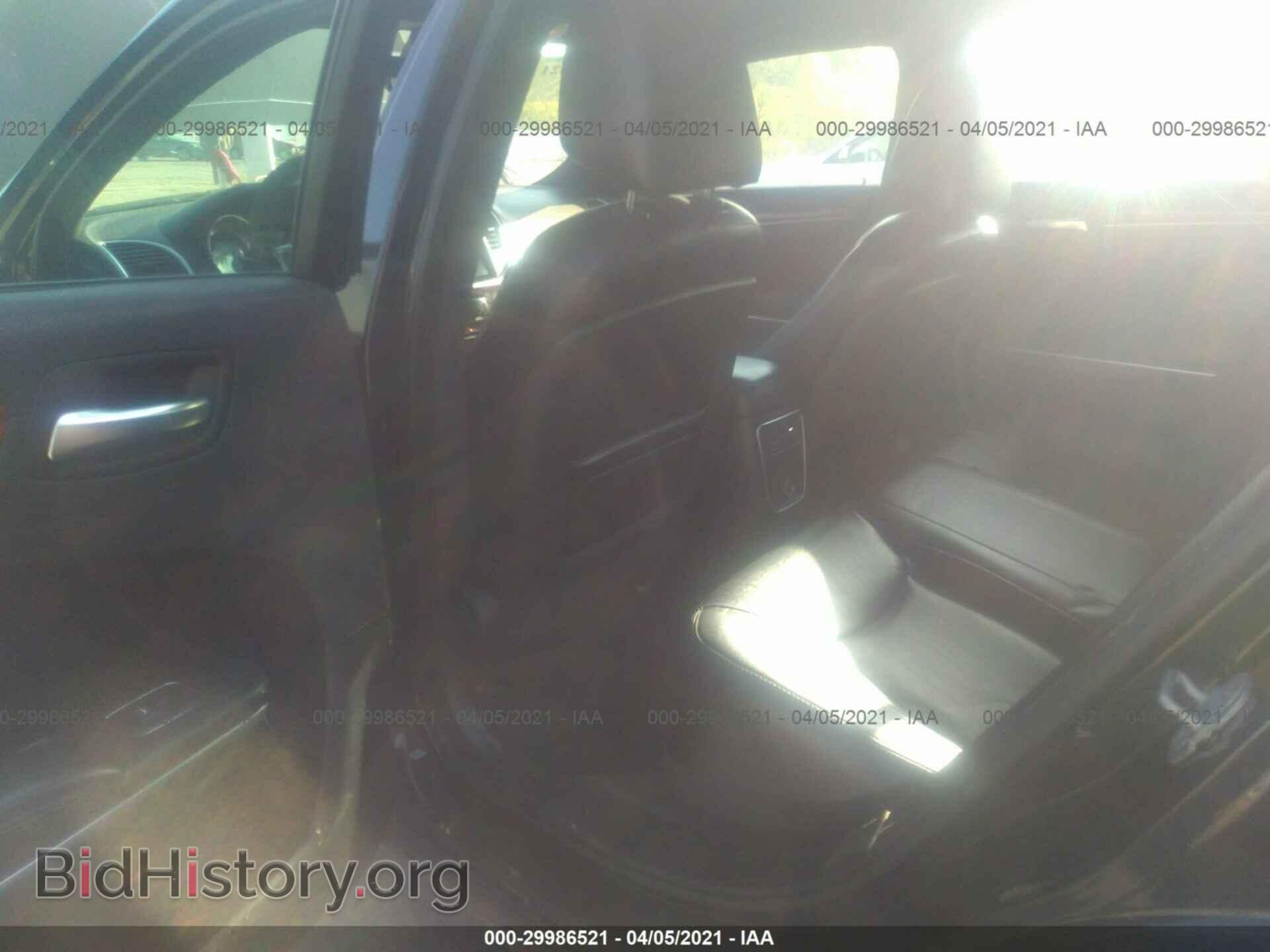 2012 CHRYSLER 300 - VIN: 2C3CCACG5CH308062 - Photo 8