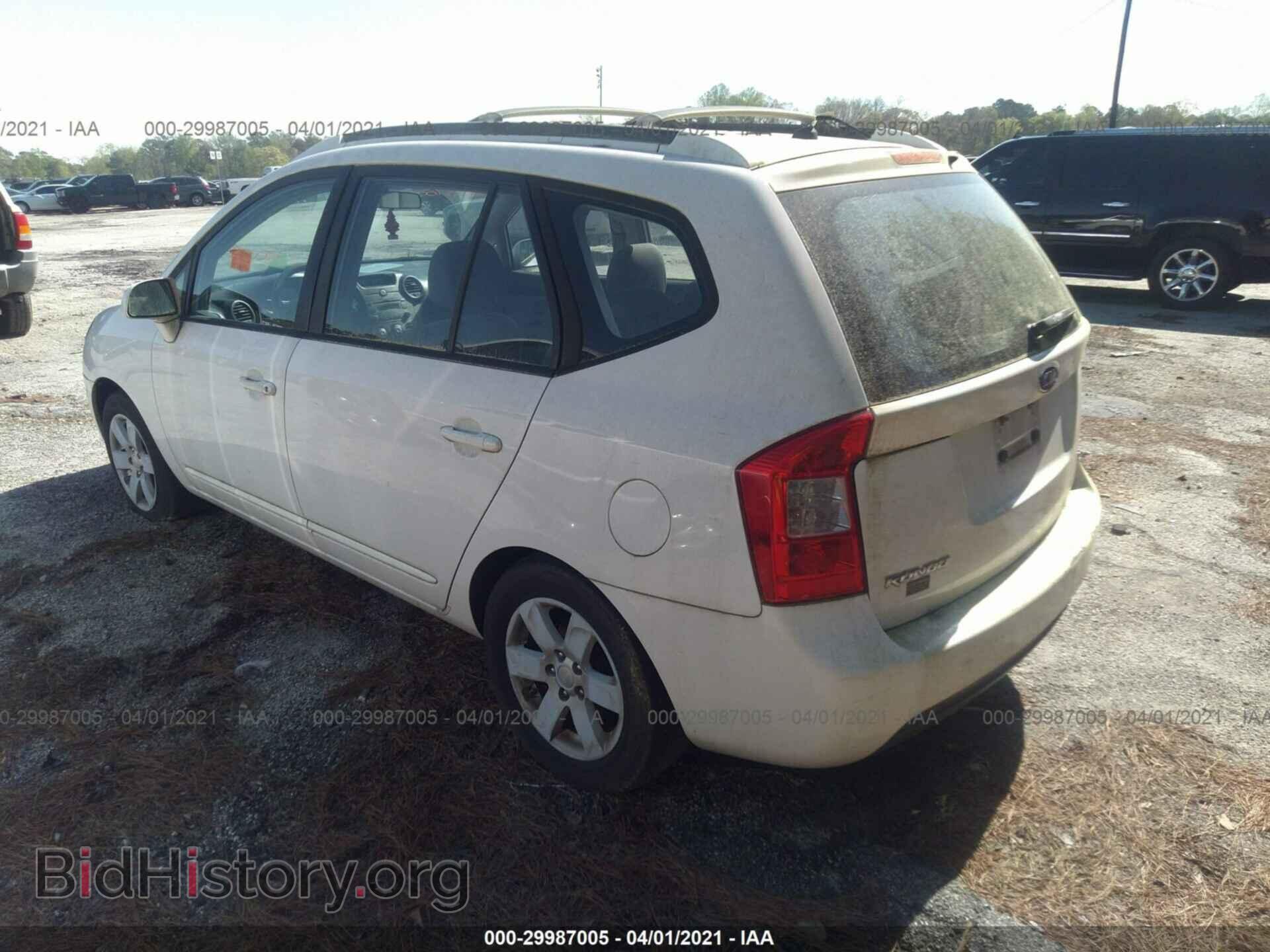 2007 KIA RONDO - VIN: KNAFG525677082536 - Фото 3