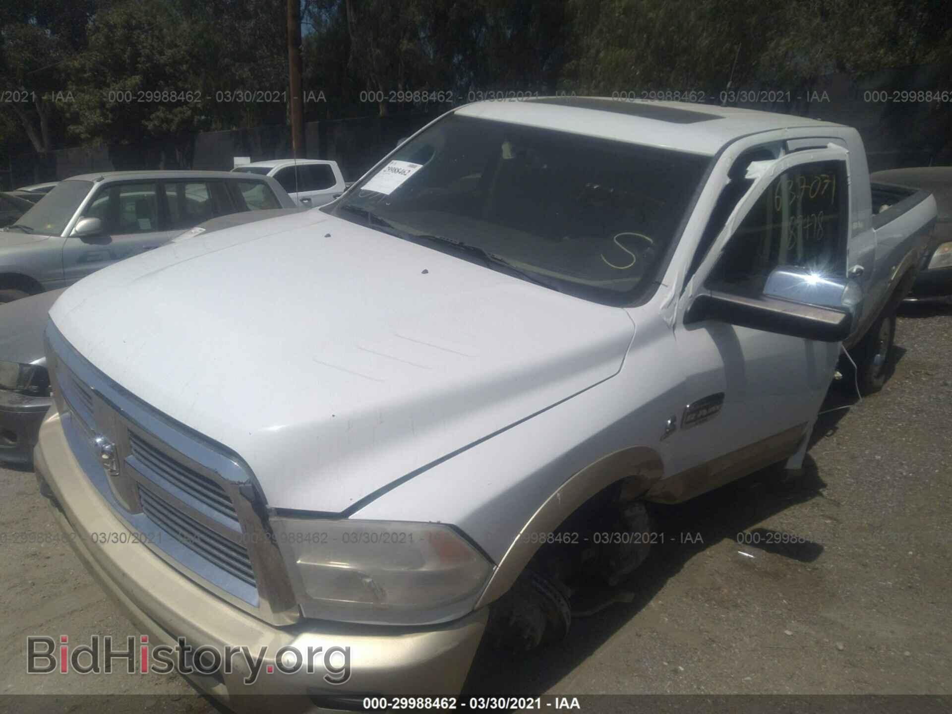 2011 RAM 2500 - VIN: 3D7UT2HL7BG637071 - Фото 2