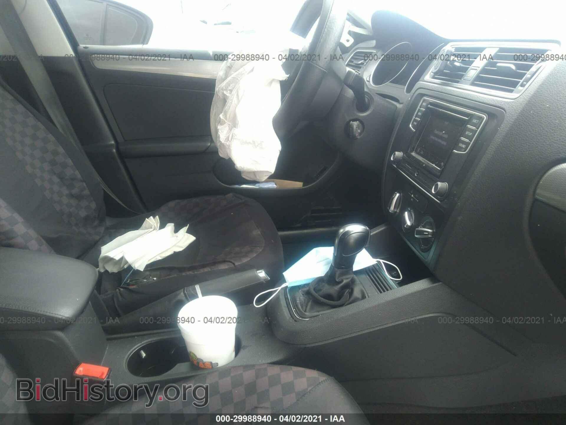 2017 VOLKSWAGEN JETTA - VIN: 3VW2B7AJ8HM384232 - Фото 5